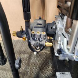 HOUSTON LOCATION - AS-IS DEWALT 3600 PSI 2.5 GPM Gas Cold Water Professional Pressure Washer with HONDA GX200 Engine