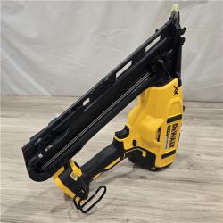 AS-IS DeWalt 15 GA ANGLED FINISH NAILER KIT