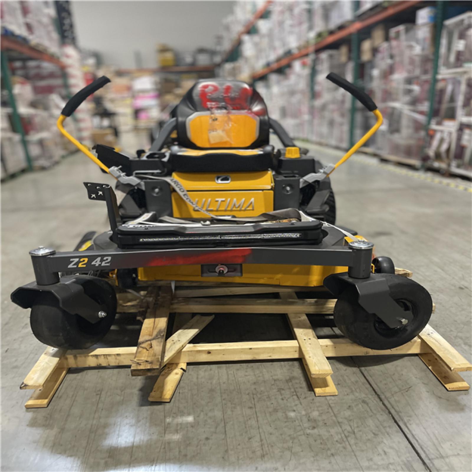 DALLAS LOCATION - CLUB CADET ULTIMA Z2 42 IN