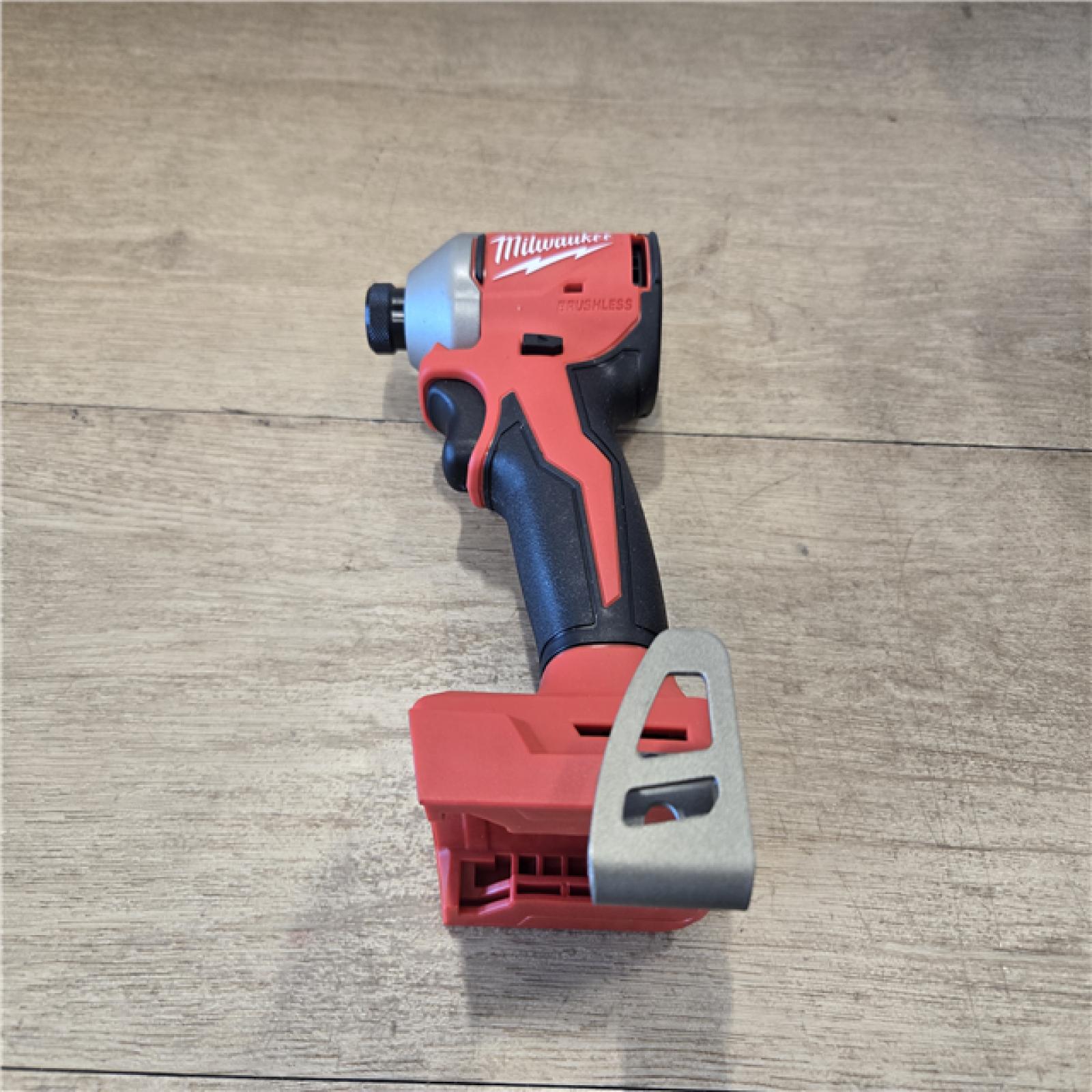 AS-IS Milwaukee 18V Compact Cordless 1/4 in. Impact Driver Kit