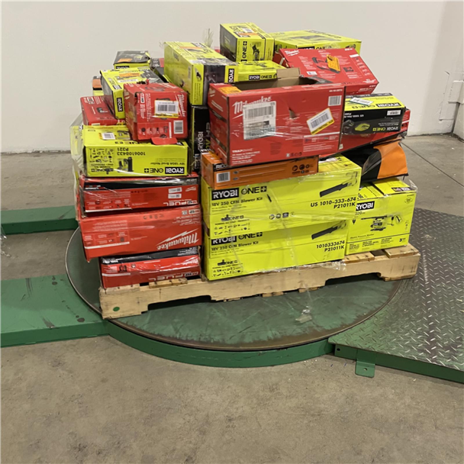 Dallas Location - As-Is Tool Pallet