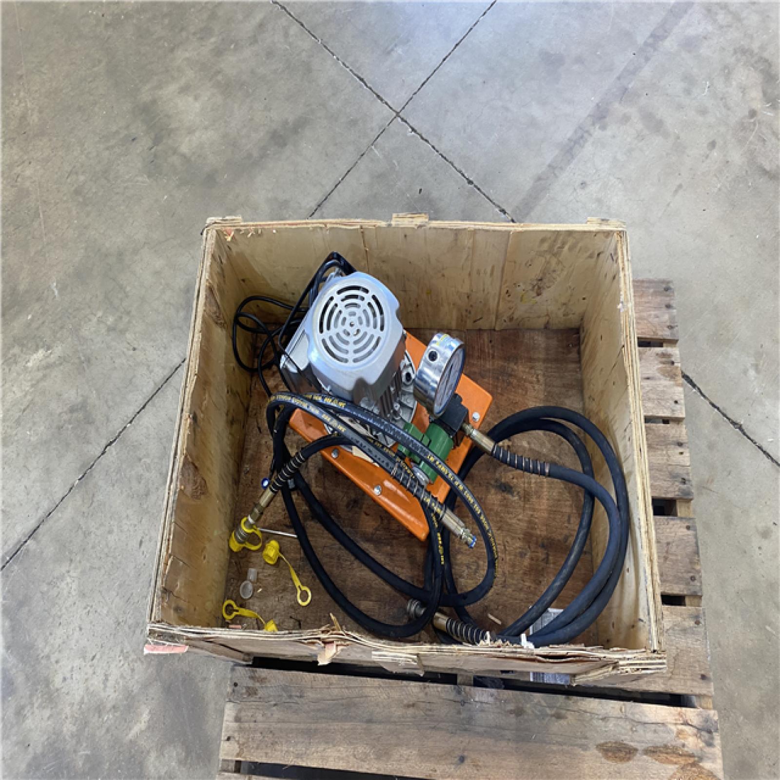 Houston Location - AS-IS Outdoor Power Equipment VEVOR ELECTRIC MOTOR HYDRAULIC PUMP