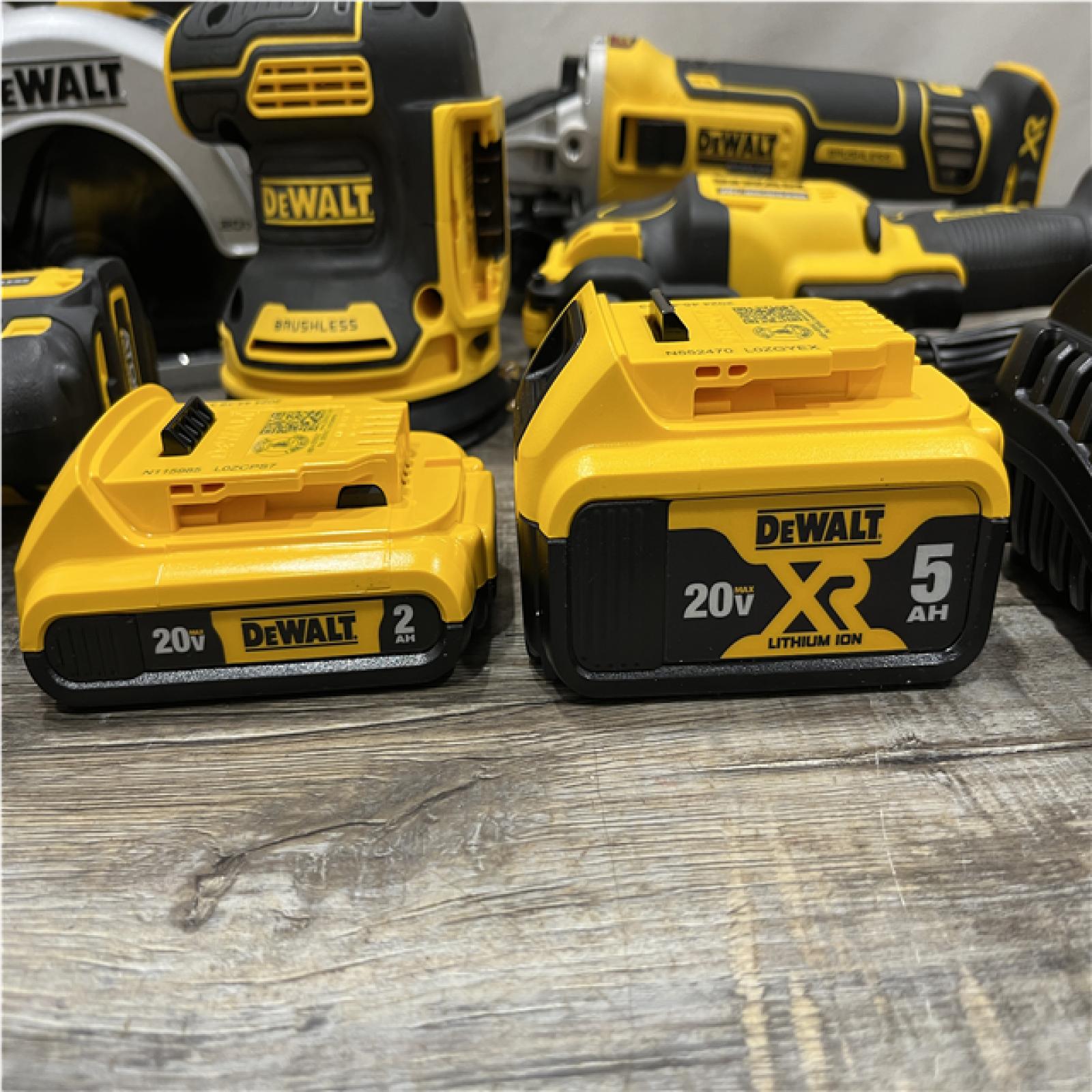 AS-IS DEWALT 20-Volt MAX ToughSystem Lithium-Ion 6-Tool Cordless Combo Kit