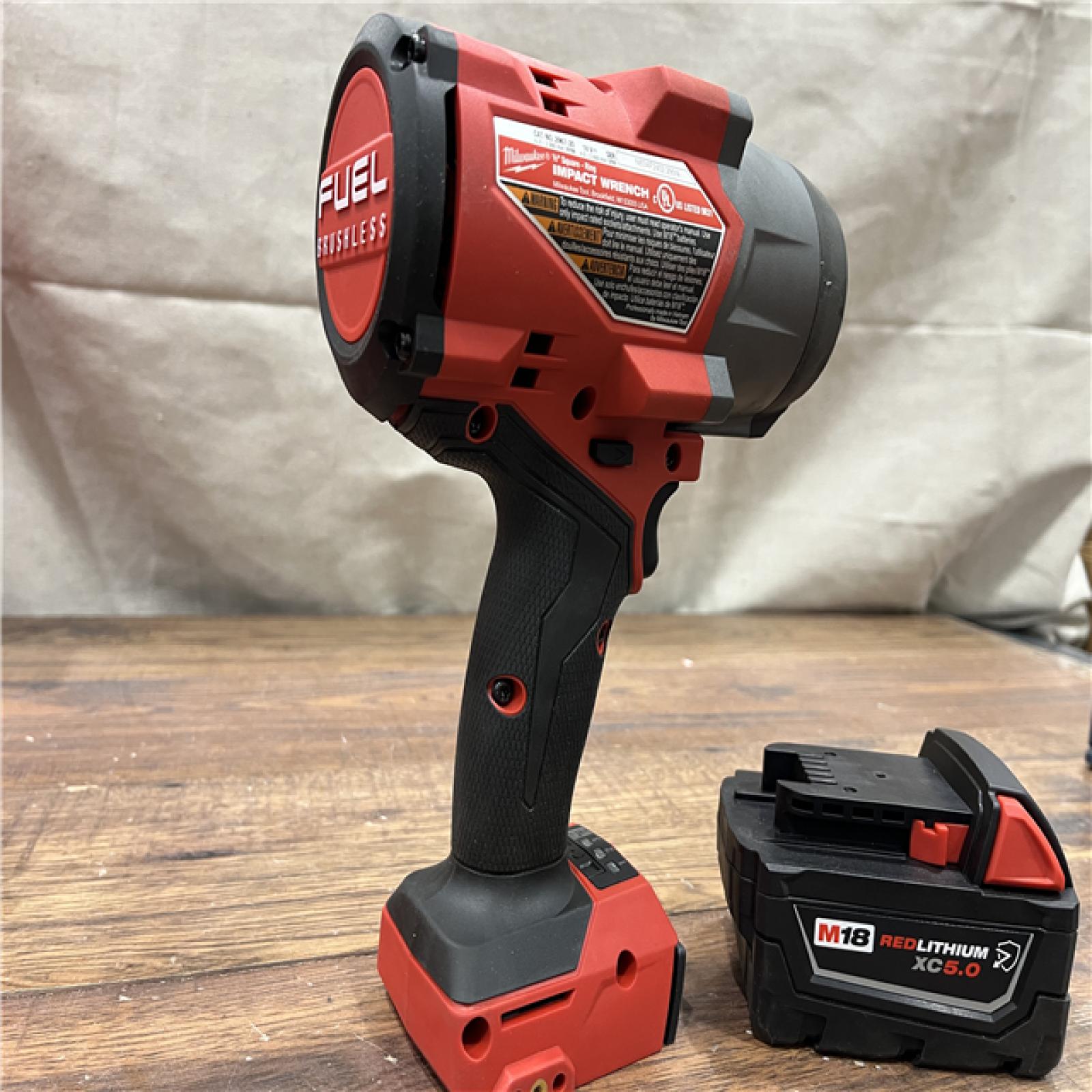 AS-IS Milwaukee M18 1/2 in. Cordless Brushless High Torque Impact Wrench Kit (Battery & Charger)