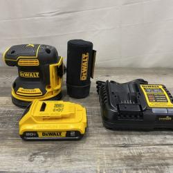 AS-IS DEWALT 20V MAX XR Cordless Brushless 5 in. Random Orbital Sander Kit