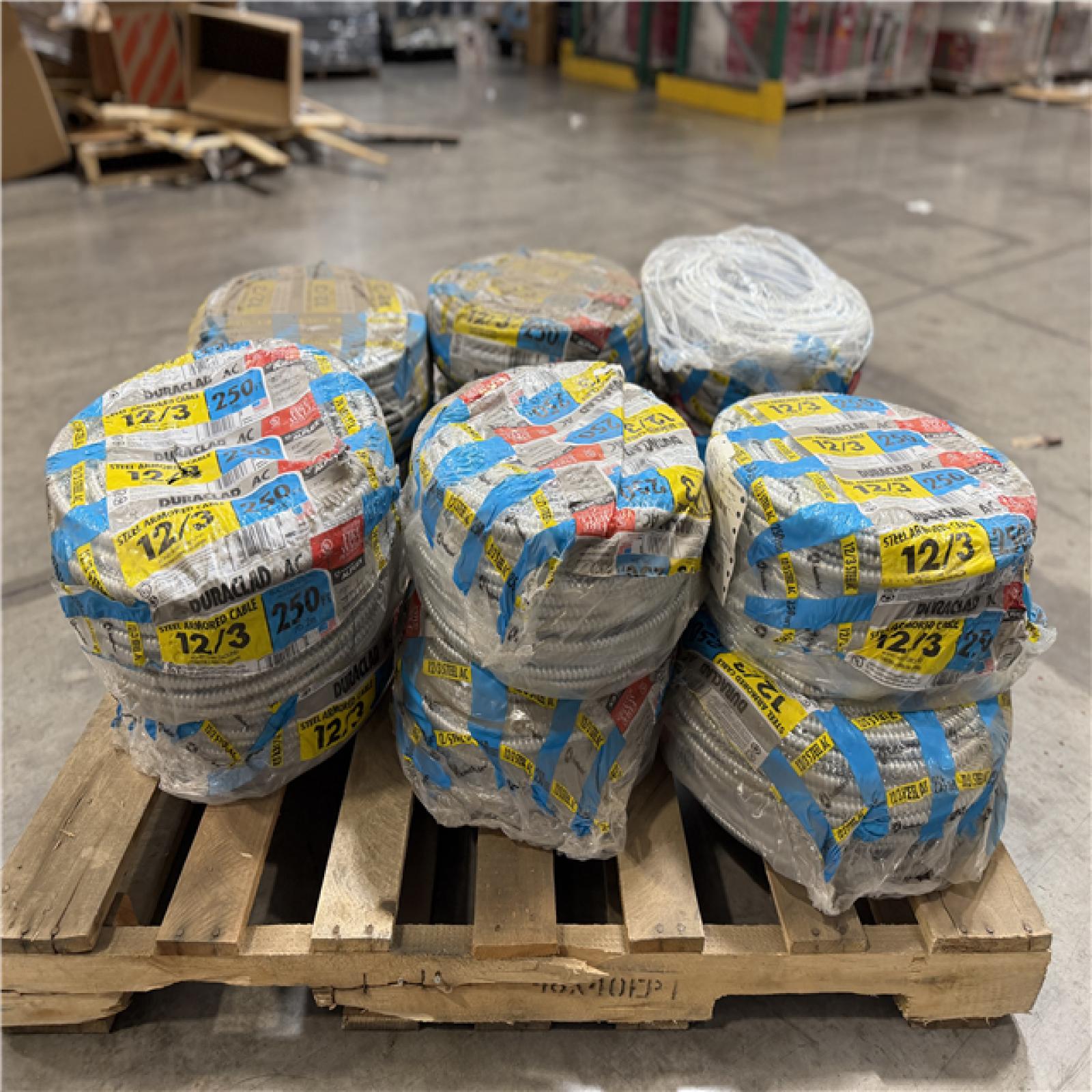 DALLAS LOCATION - Southwire 250 ft. 12/3 600-Volt Duraclad Type BX/AC SA Light-Weight Steel Armored Cable Coil PALLET-(12 UNITS)