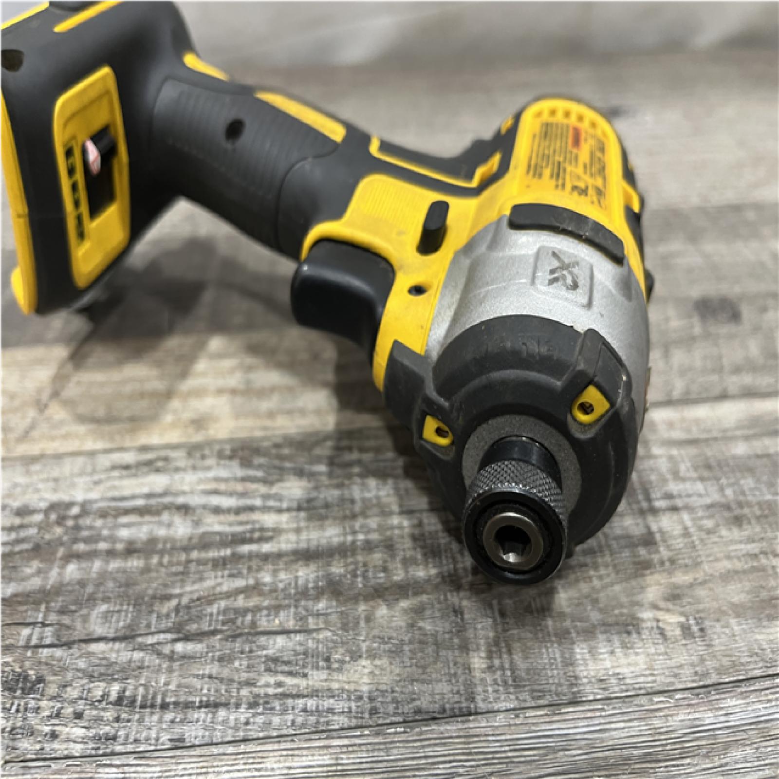 AS-IS DEWALT 20V MAX XR Cordless Brushless 3-Speed 1/4 in. Impact Driver Kit