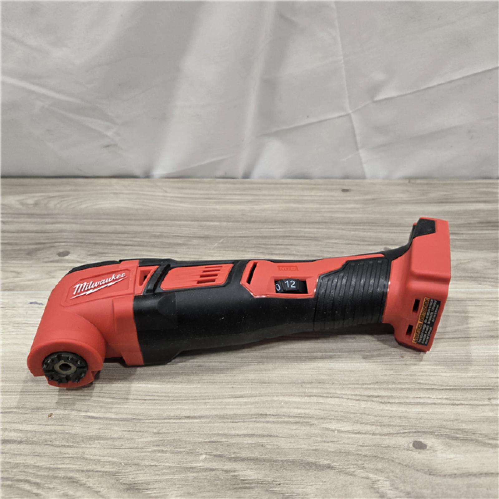 AS-IS Milwaukee 2626-20 M18 Cordless Multi-Tool (Tool Only)