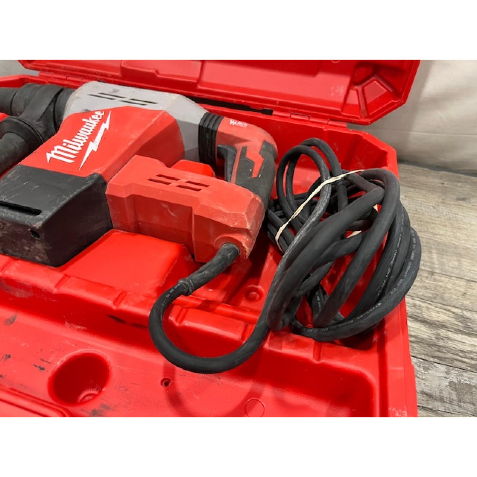 AS-IS Milwaukee 1-9/16 in. SDS-Max Rotary Hammer