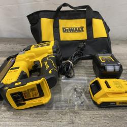 AS-IS DEWALT ATOMIC 20V MAX Lithium Ion Cordless 23 Gauge Pin Nailer Kit