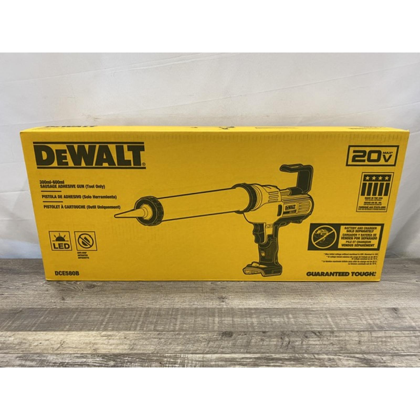 NEW - DEWALT 20V MAX Cordless 300-600 ml Sausage Pack Adhesive Gun (Tool Only)