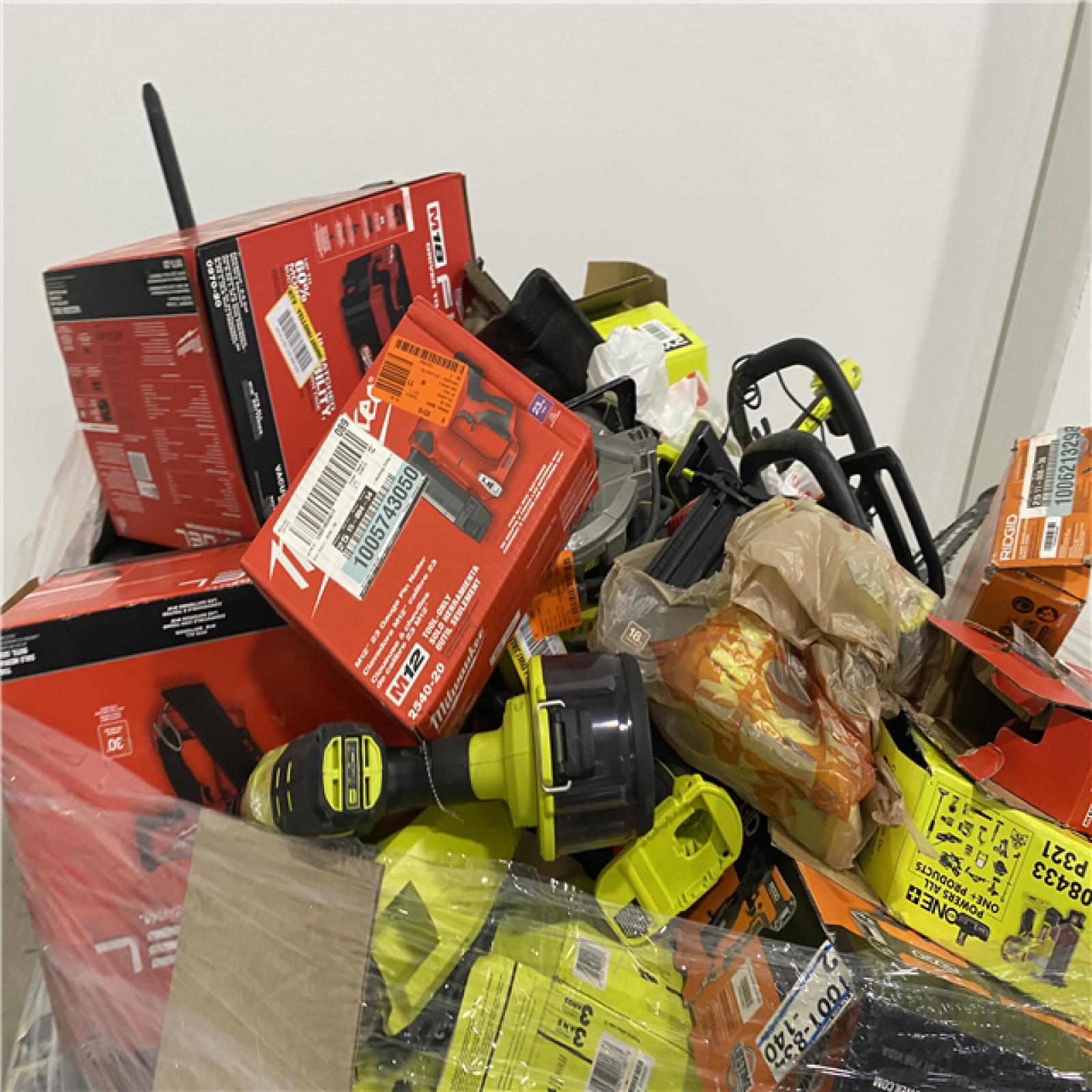 Dallas Location - As-Is Tool Pallet