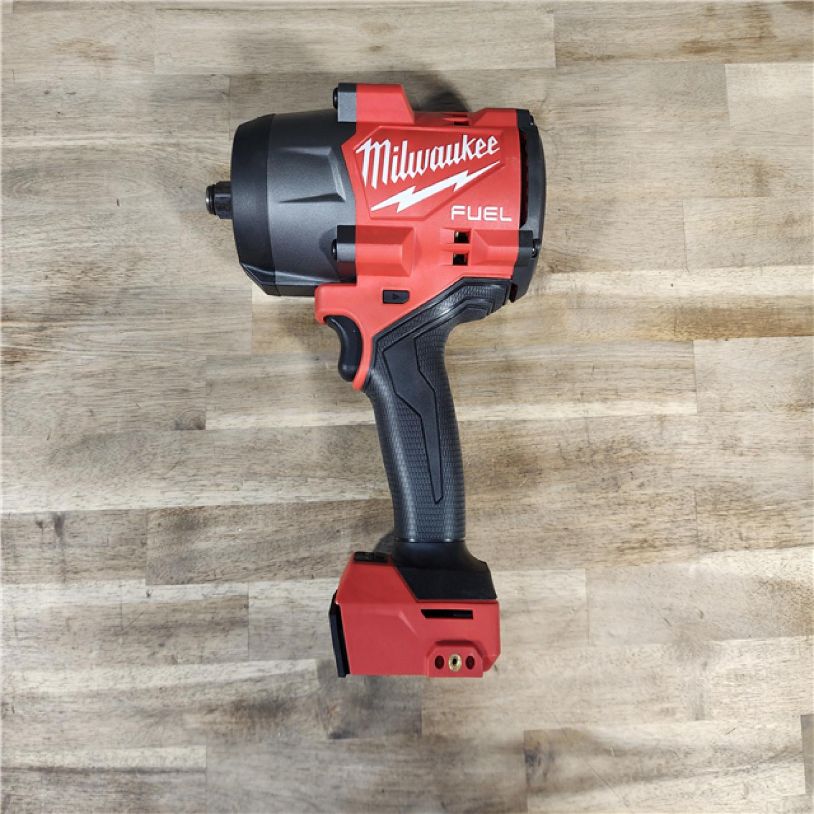 HOUSTON LOCATION - AS-IS (APPEARS LIKE NEW) Milwaukee M18 FUEL 18V Lithium-Ion Brushless Cordless 1/2 in. Impact Wrench with Friction Ring (Tool-Only)