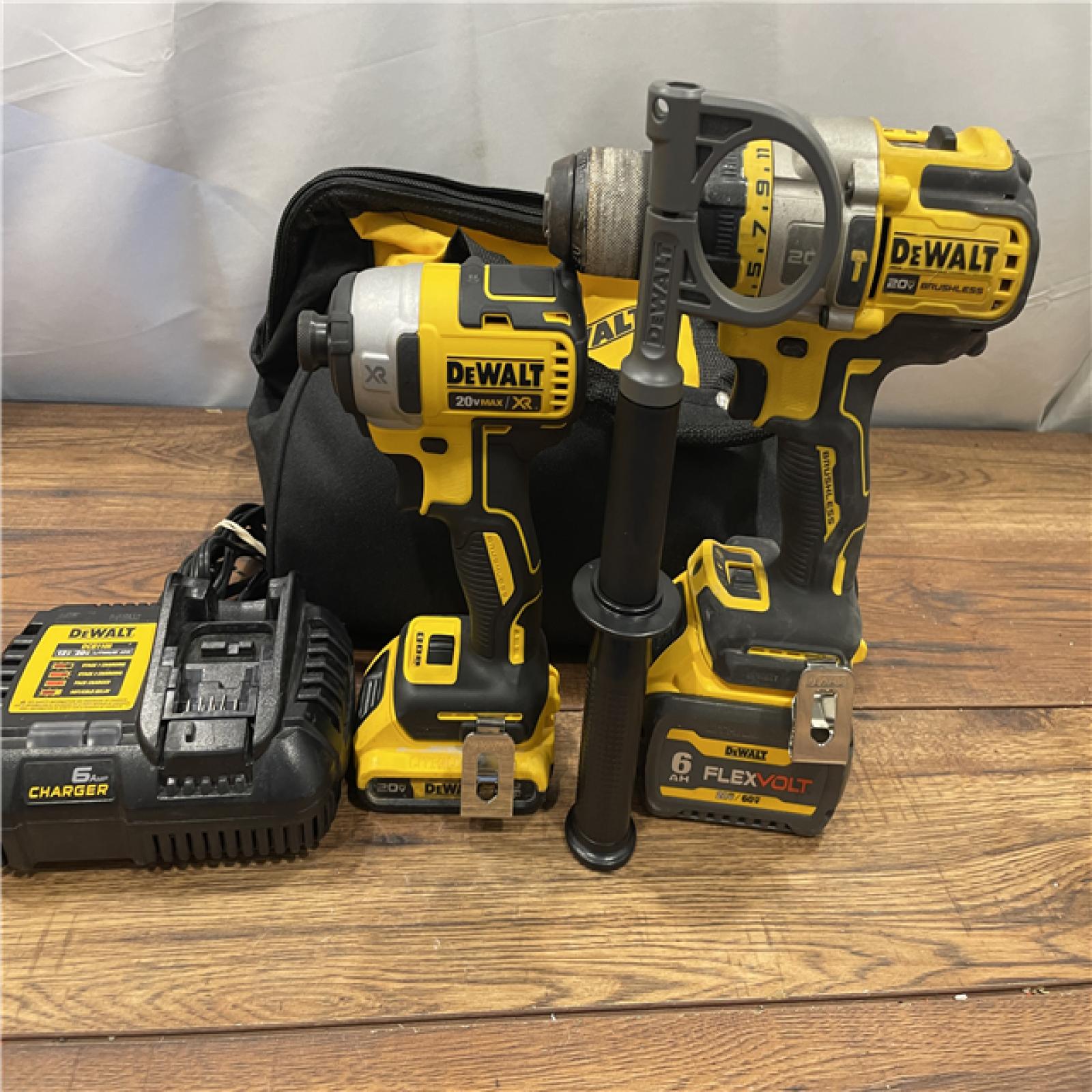 AS-IS DEWALT 20V MAX Cordless Brushless Hammer Drill/Driver 2 Tool Combo Kit with FLEXVOLT ADVANTAGE