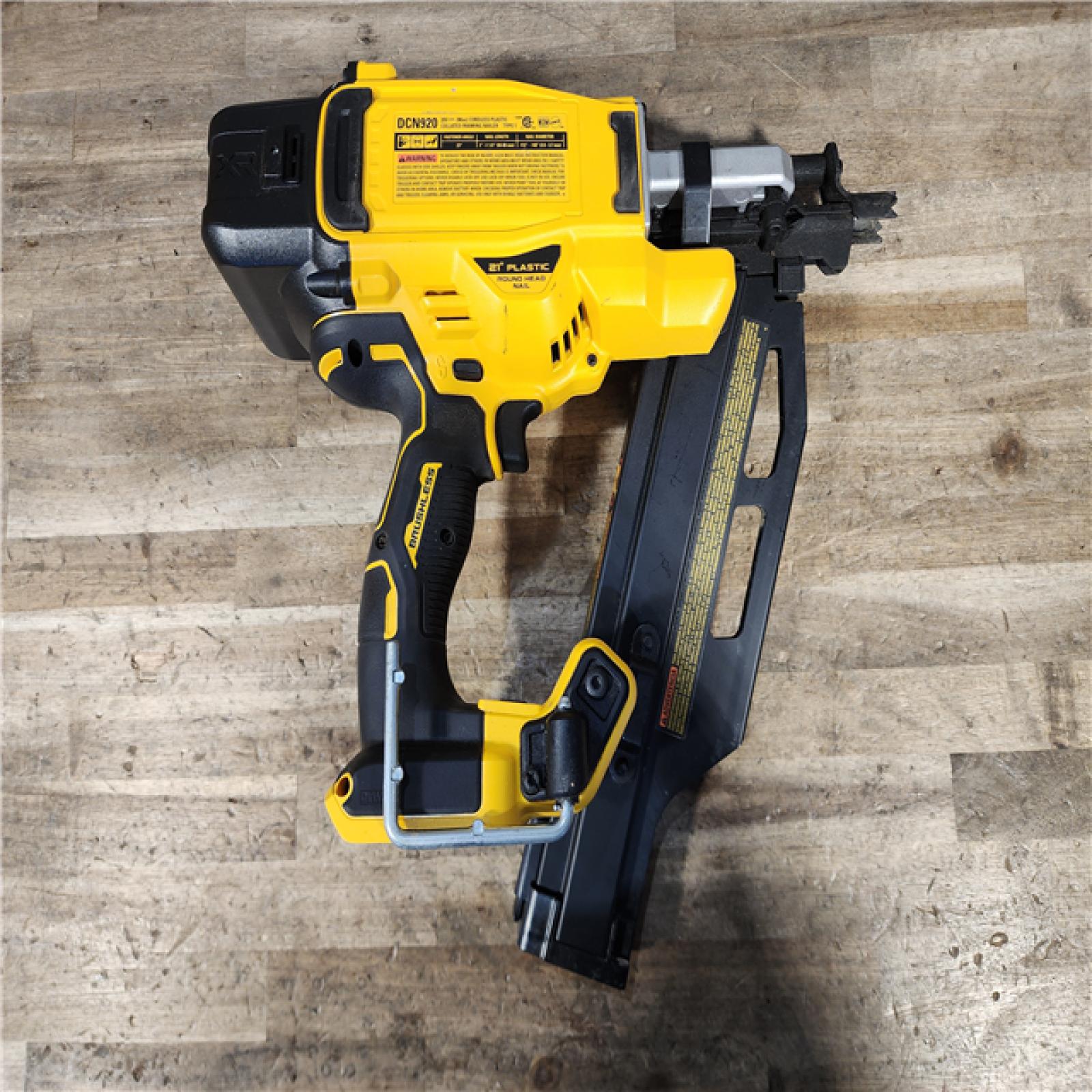HOUSTON LOCATION - AS-IS DEWALT 20-Volt 21° Cordless Framing Nailer (Tool-Only)