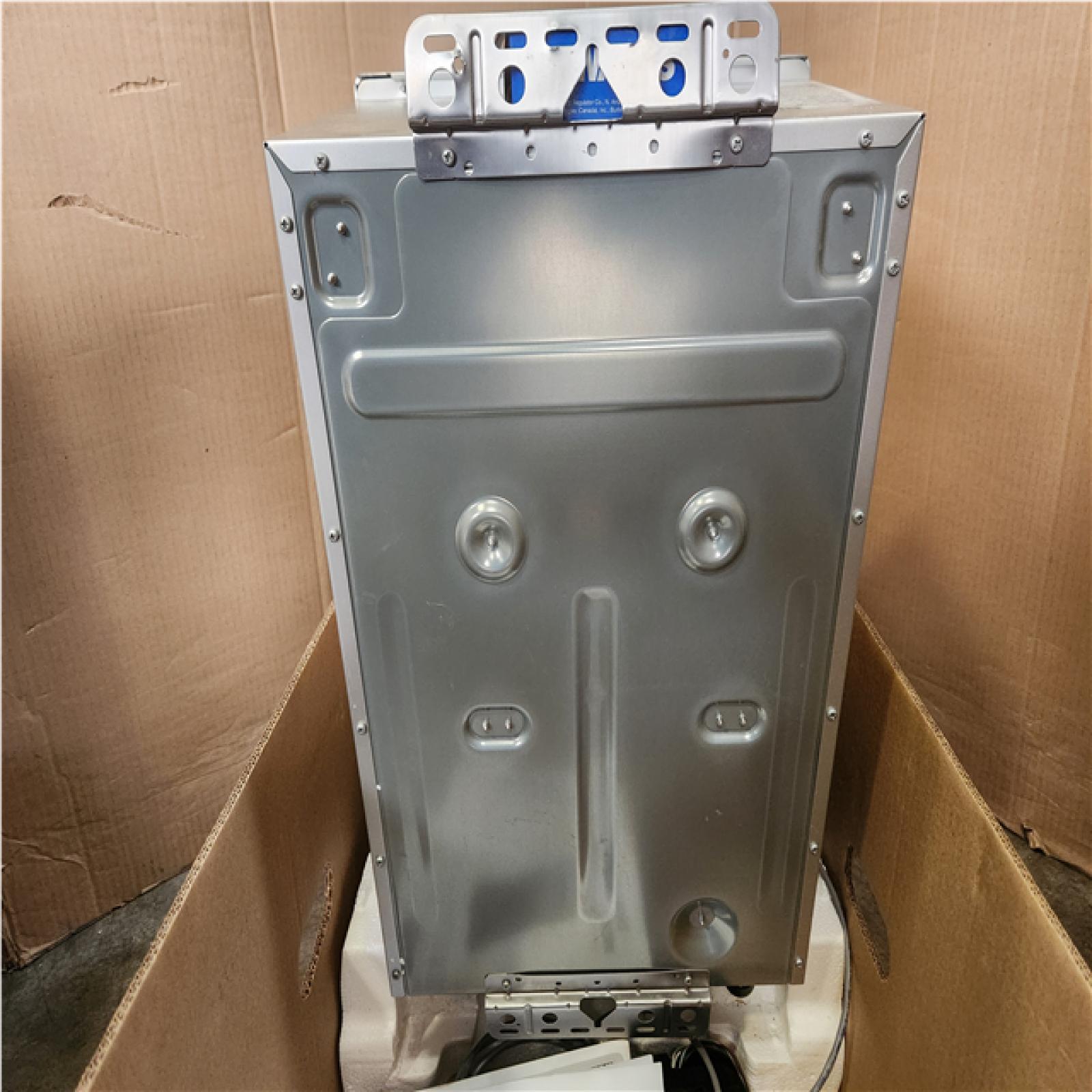 Phoenix AS-IS Rheem Performance Plus 9.5 GPM Smart Non-Condensing Outdoor Natural Gas Tankless Water Heater (Blemishes)