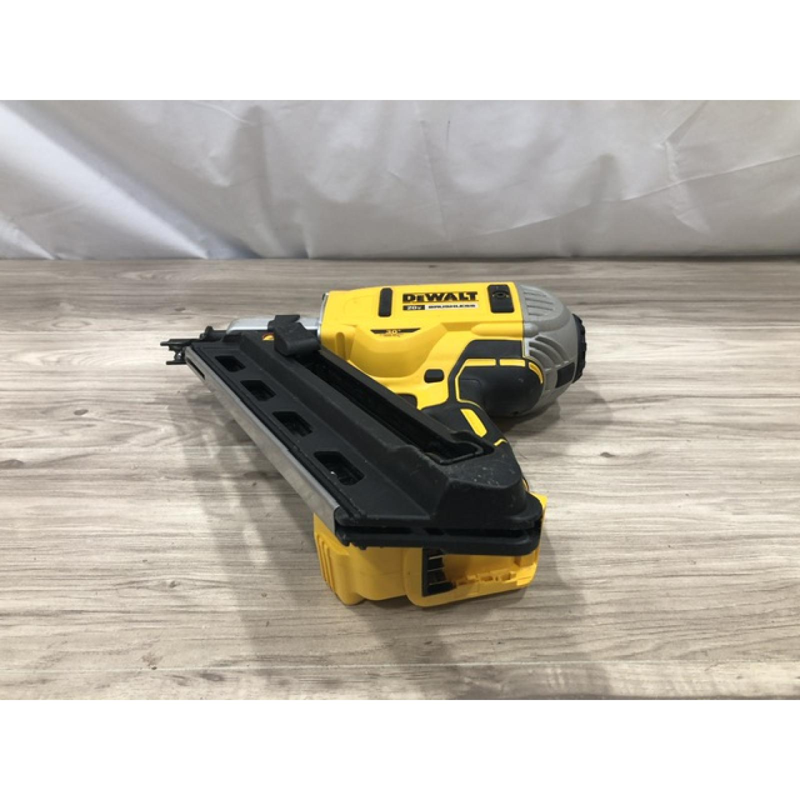 AS-IS DEWALT DCN692B 20V MAX Li-Ion Framing Nailer (Bare Tool) New