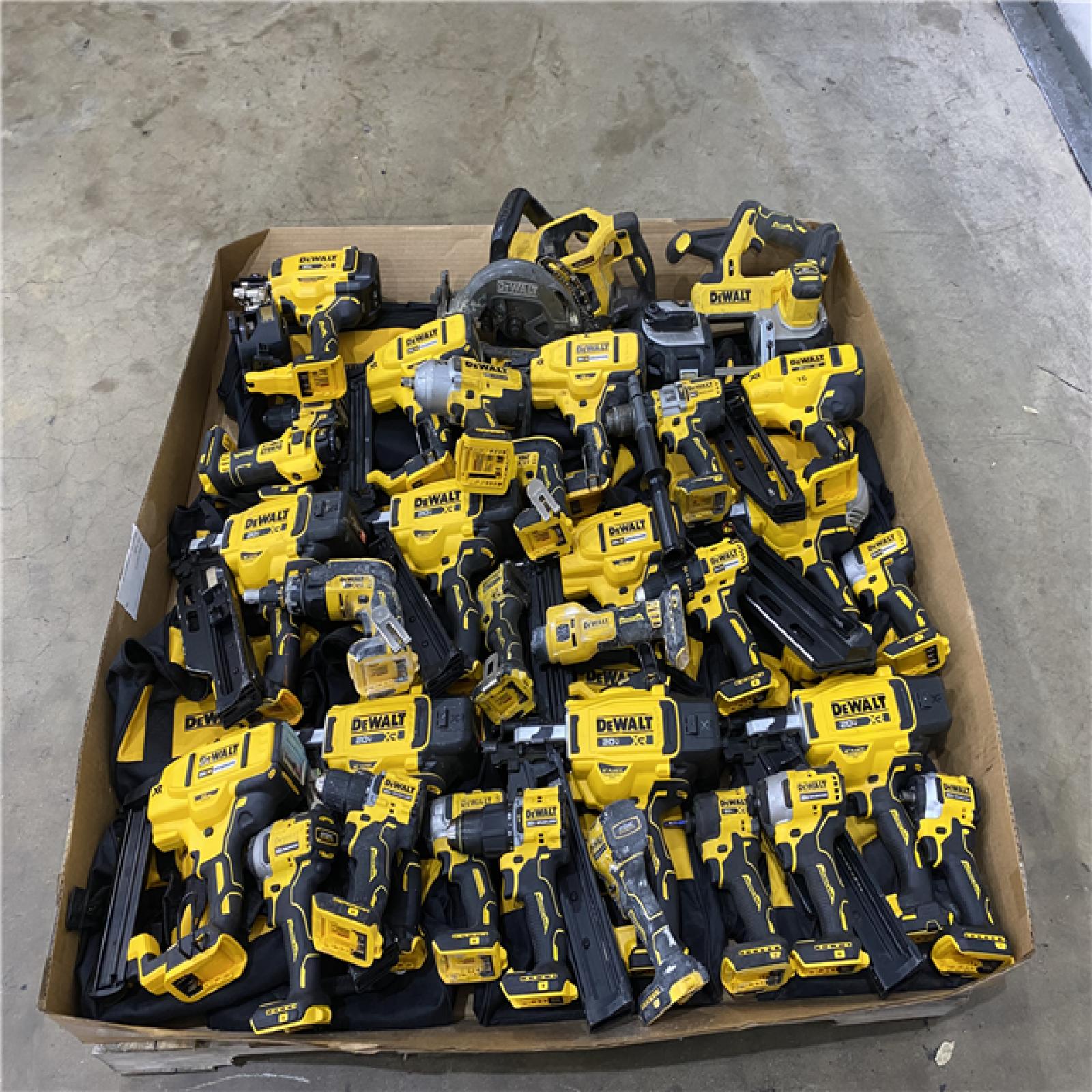 Houston Location AS IS - Tool Pallet