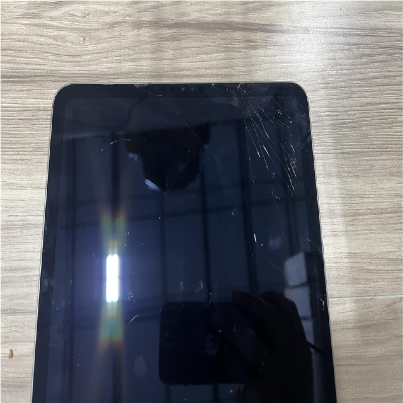 AS-IS Apple - 11-Inch iPad Pro - Latest Model - (2nd Generation) with Wi-Fi + Cellular - 128GB - Space Gray