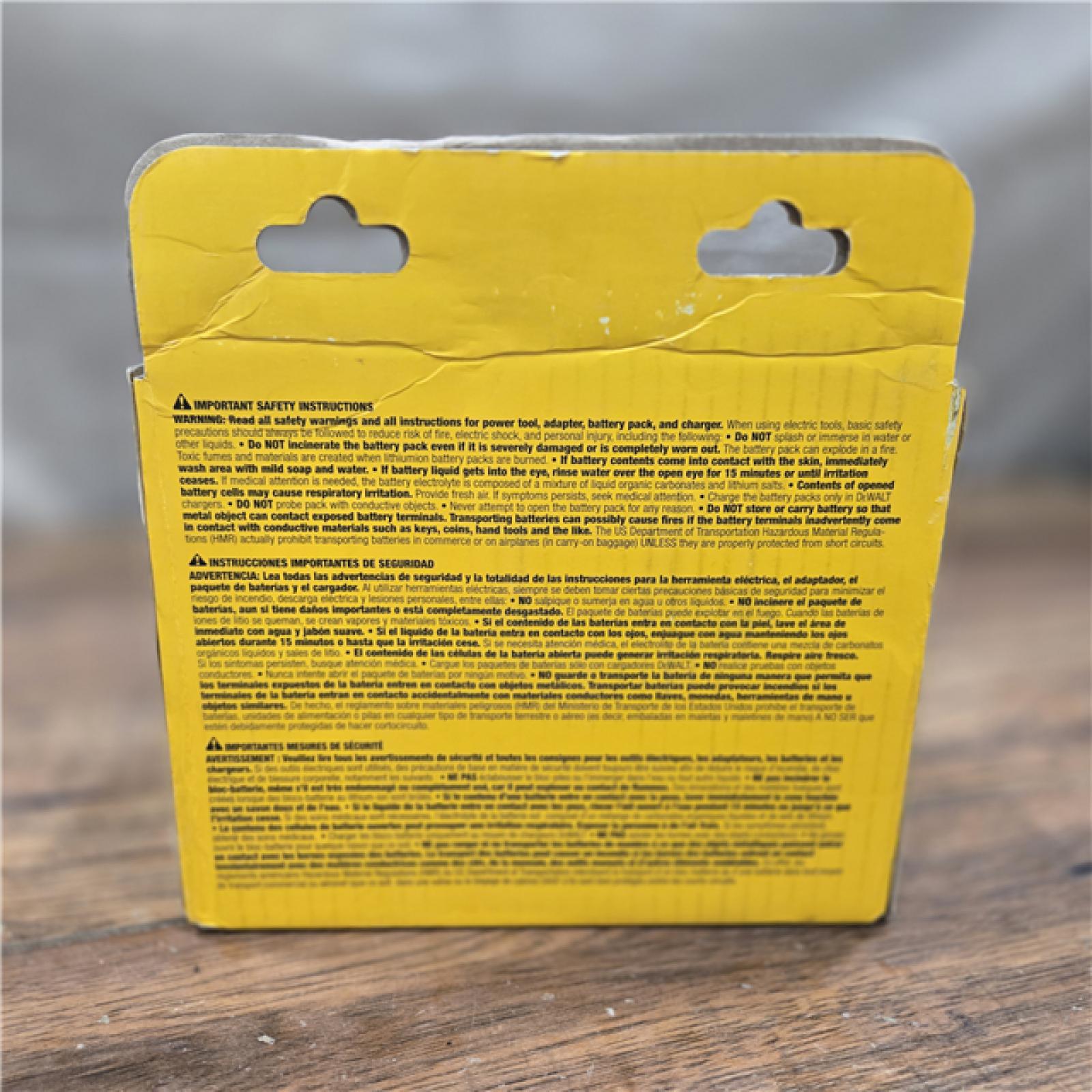 AS-IS DEWALT 20V MAX Lithium-Ion 6.0Ah and 4.0Ah Battery and Charger Starter Kit