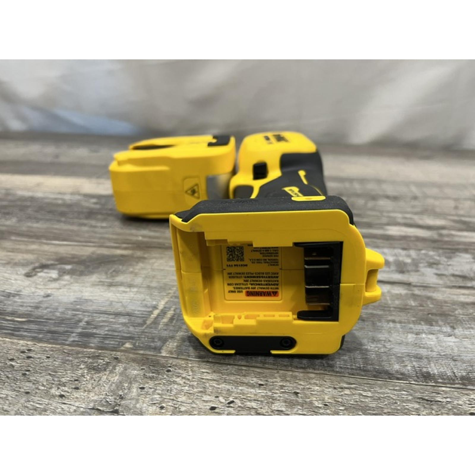 AS-IS DEWALT 20-Volt MAX XR Copper Cutter (Tool Only)
