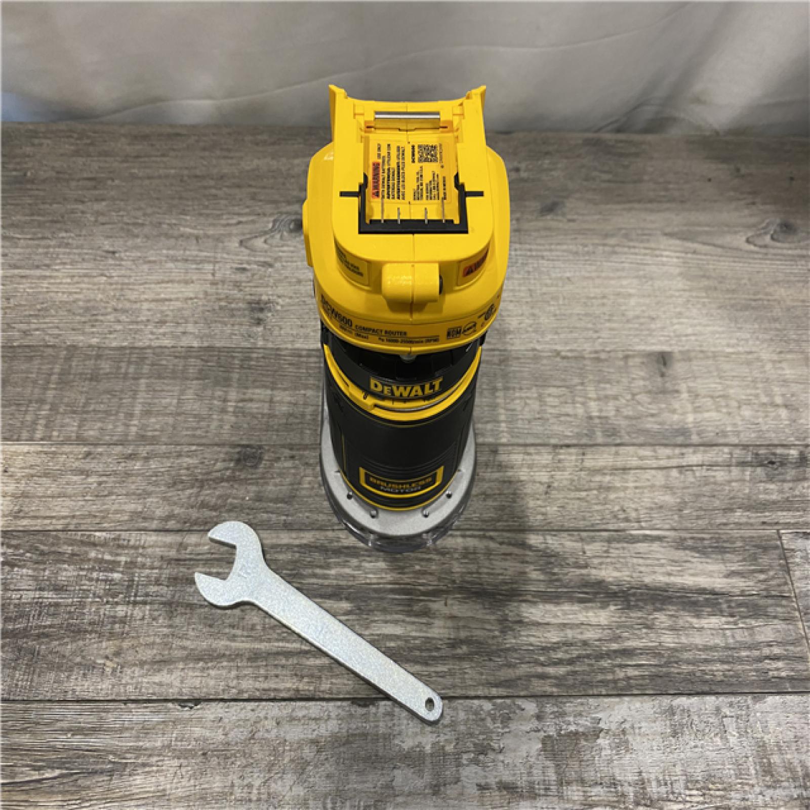 AS-IS DEWALT 20V MAX XR Cordless Brushless Fixed Base Compact Router (Tool Only)