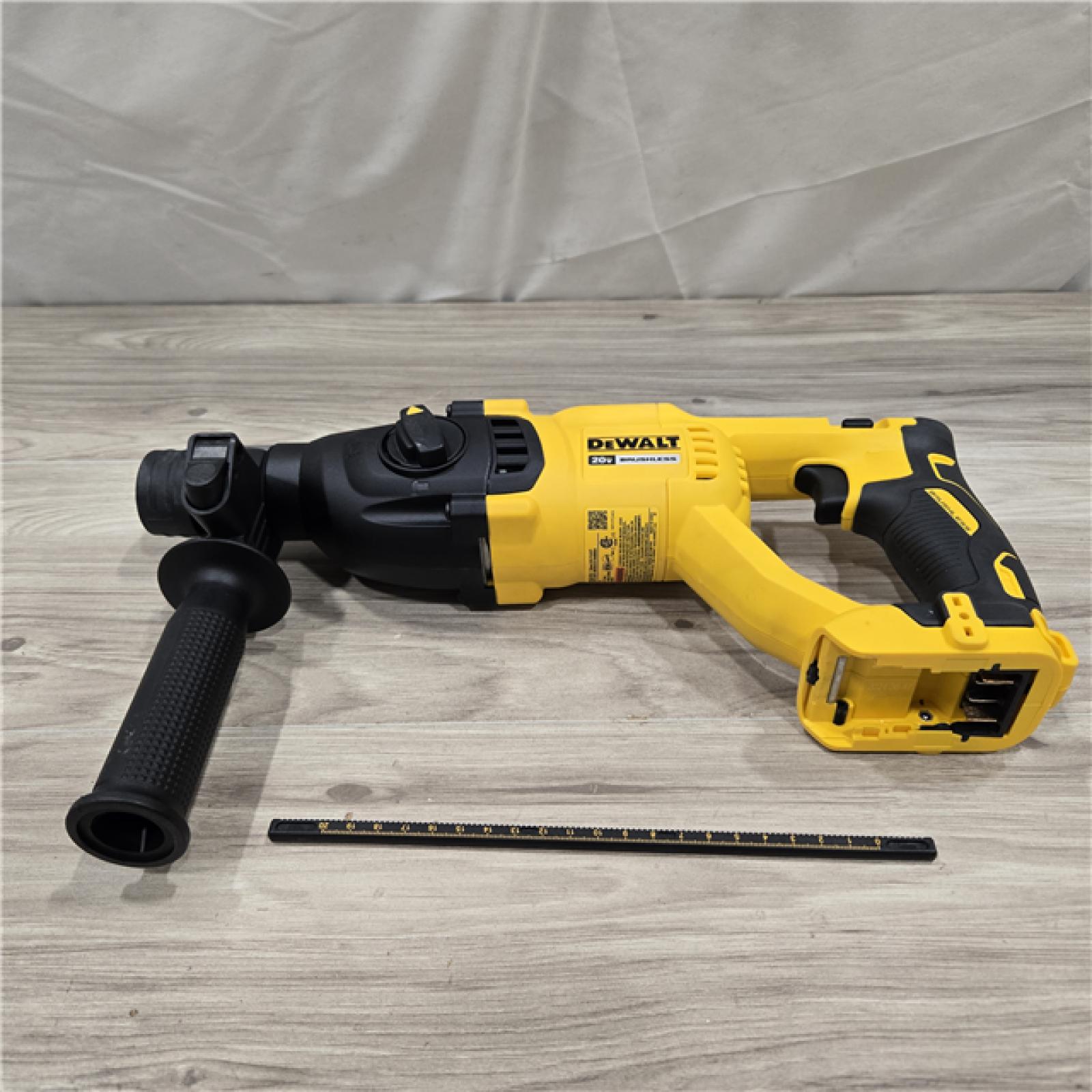 AS-IS DeWalt 20v MAX Cordless Rotary Hammer Drill (Tool-Only) DCH133