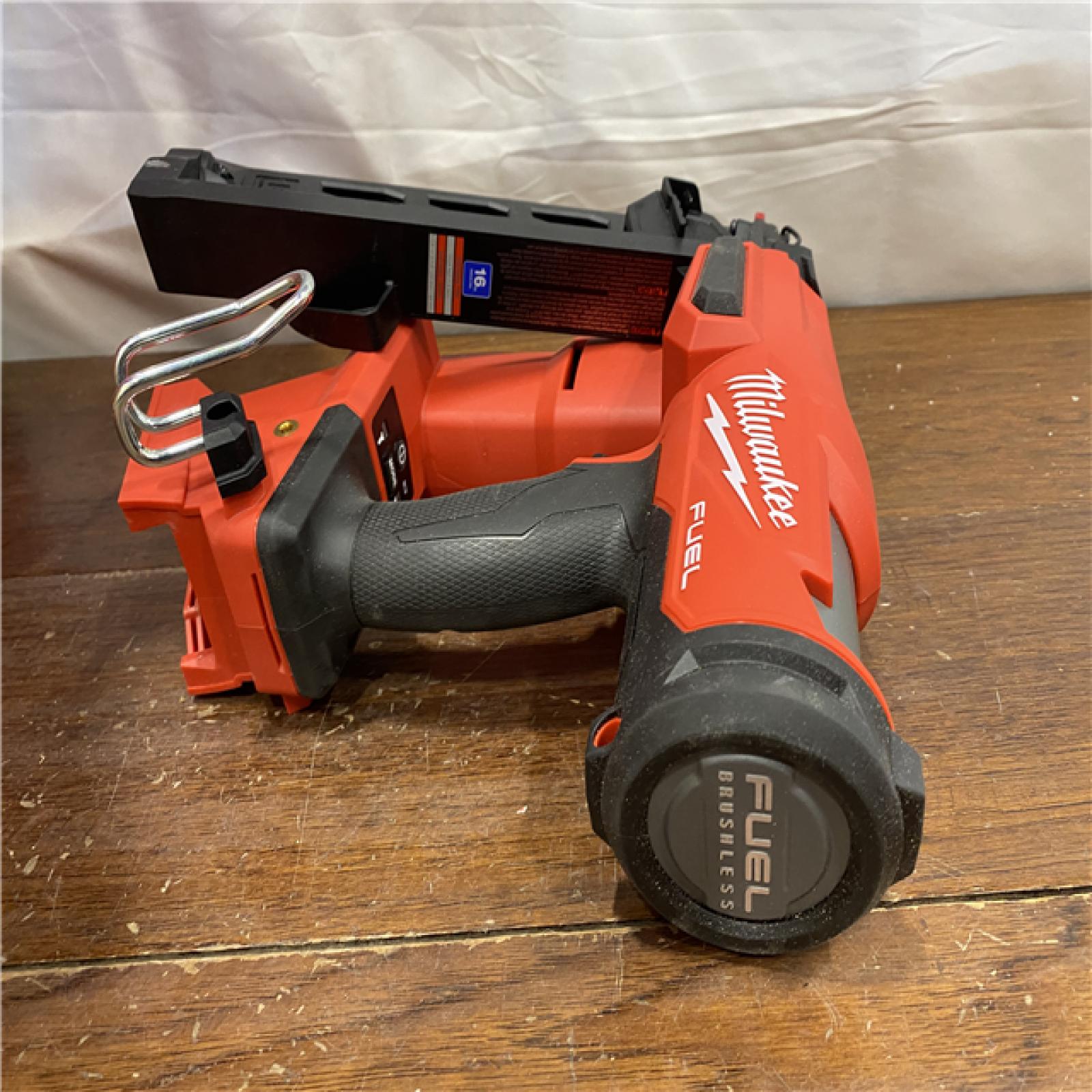 AS-IS Milwaukee 2841-20 18V Cordless Gen II 16 Gauge Angled Finish Nailer (Tool Only)