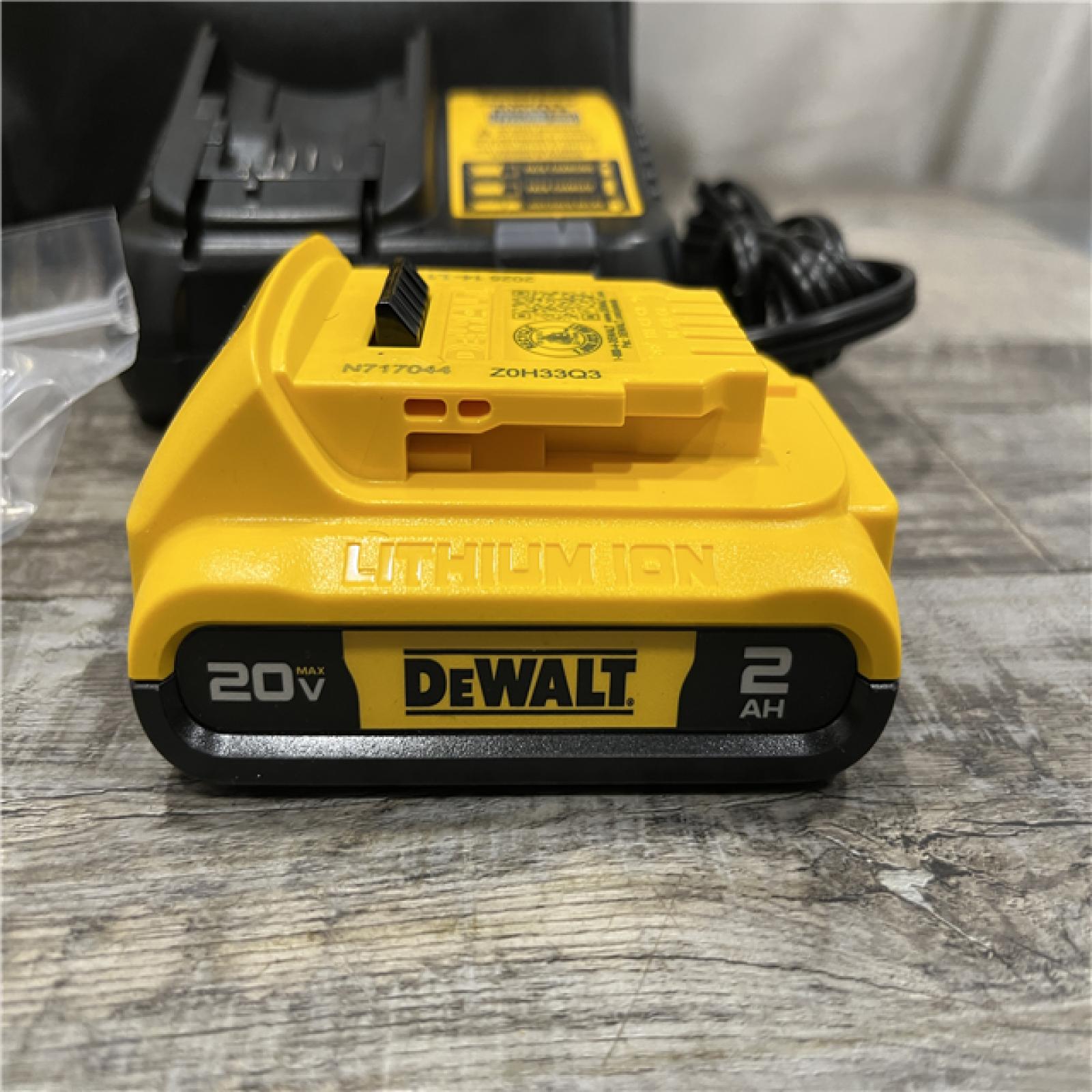 AS-IS DEWALT Atomic 20V Max Lithium-Ion Brushless Cordless Compact 1/4 in. Impact Driver Kit