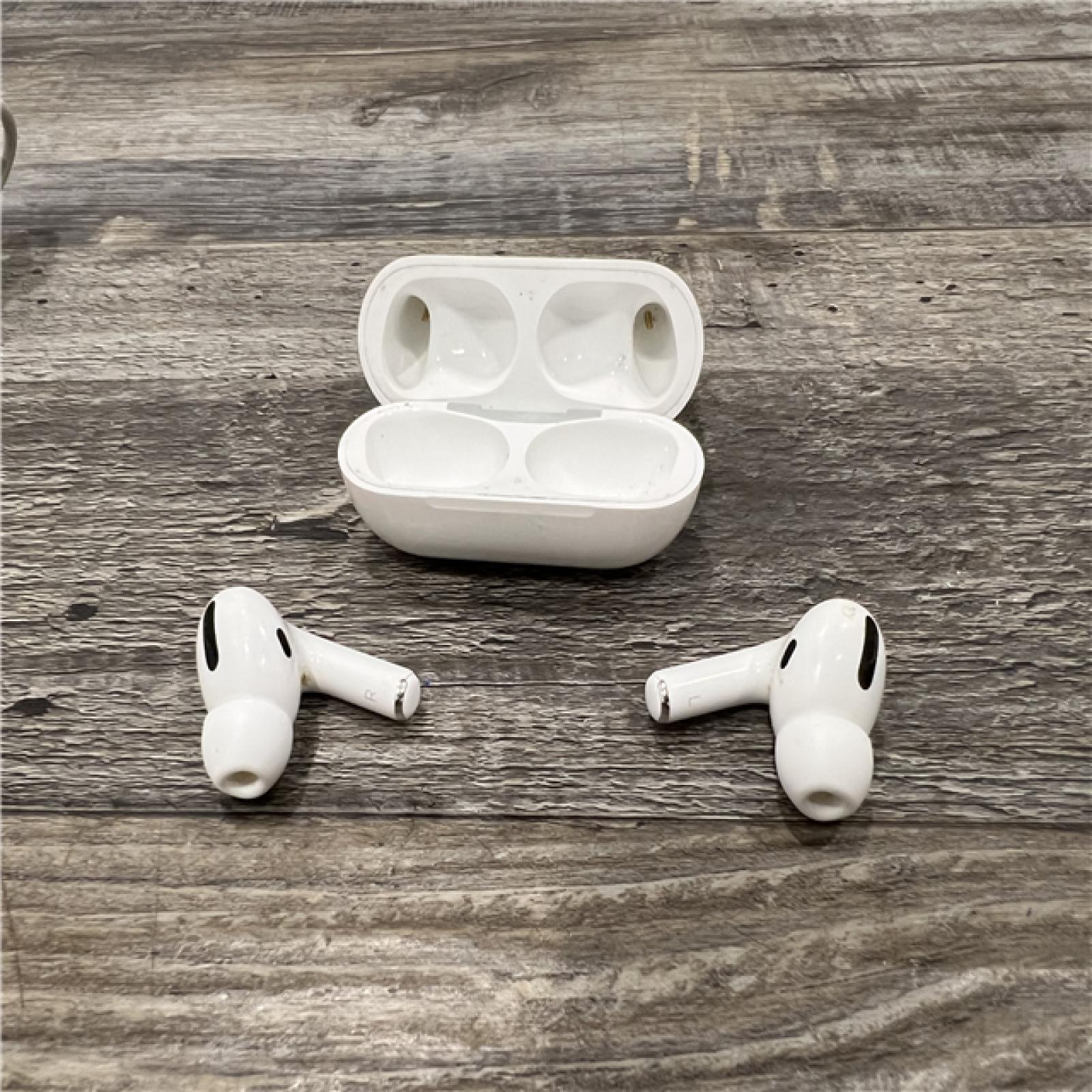 AS-IS Apple - AirPods Pro (1st generation) with Magsafe Charging Case - White