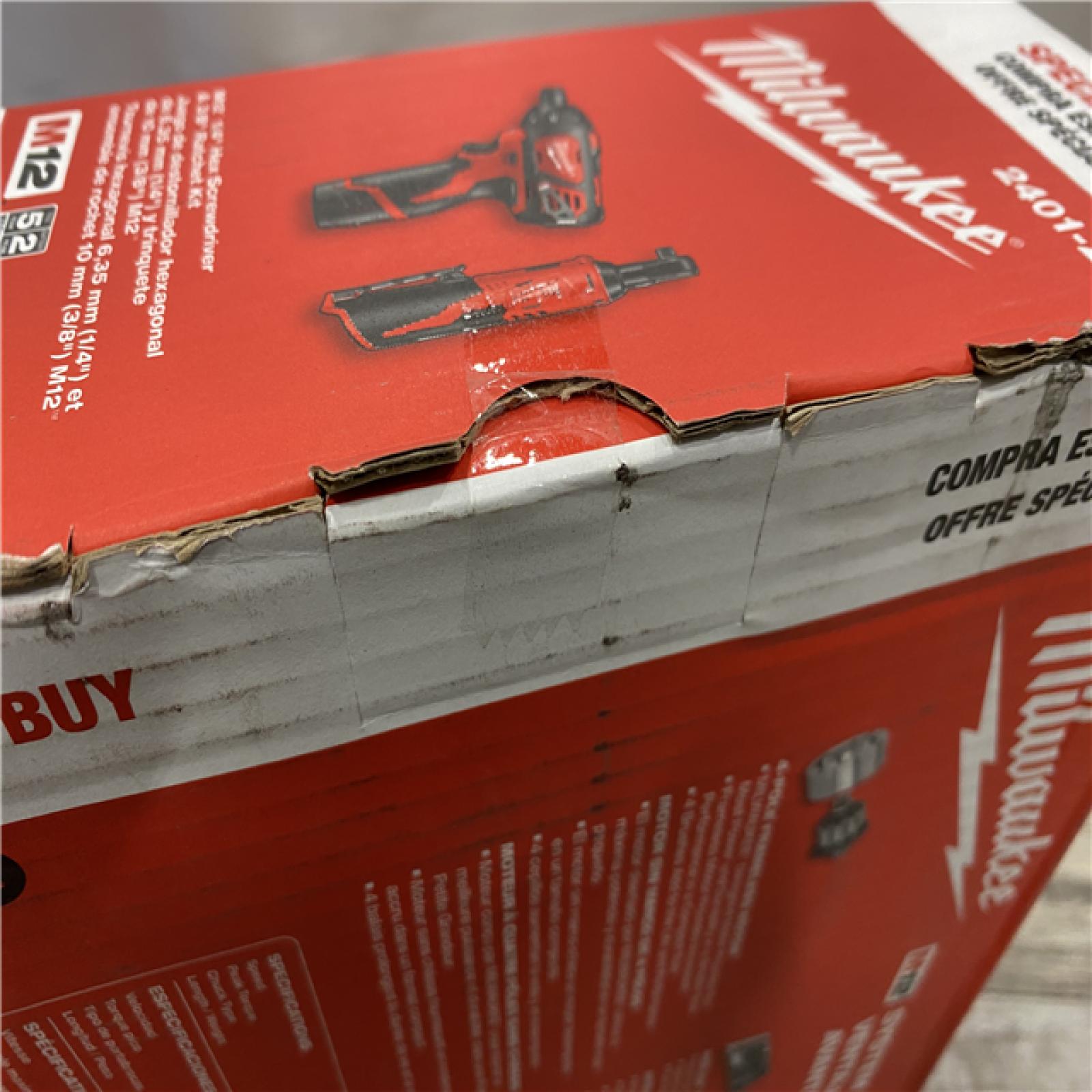 NEW - Milwaukee 12V Lithium-Ion Cordless 3/8 in. Ratchet and Screwdriver Combo Kit