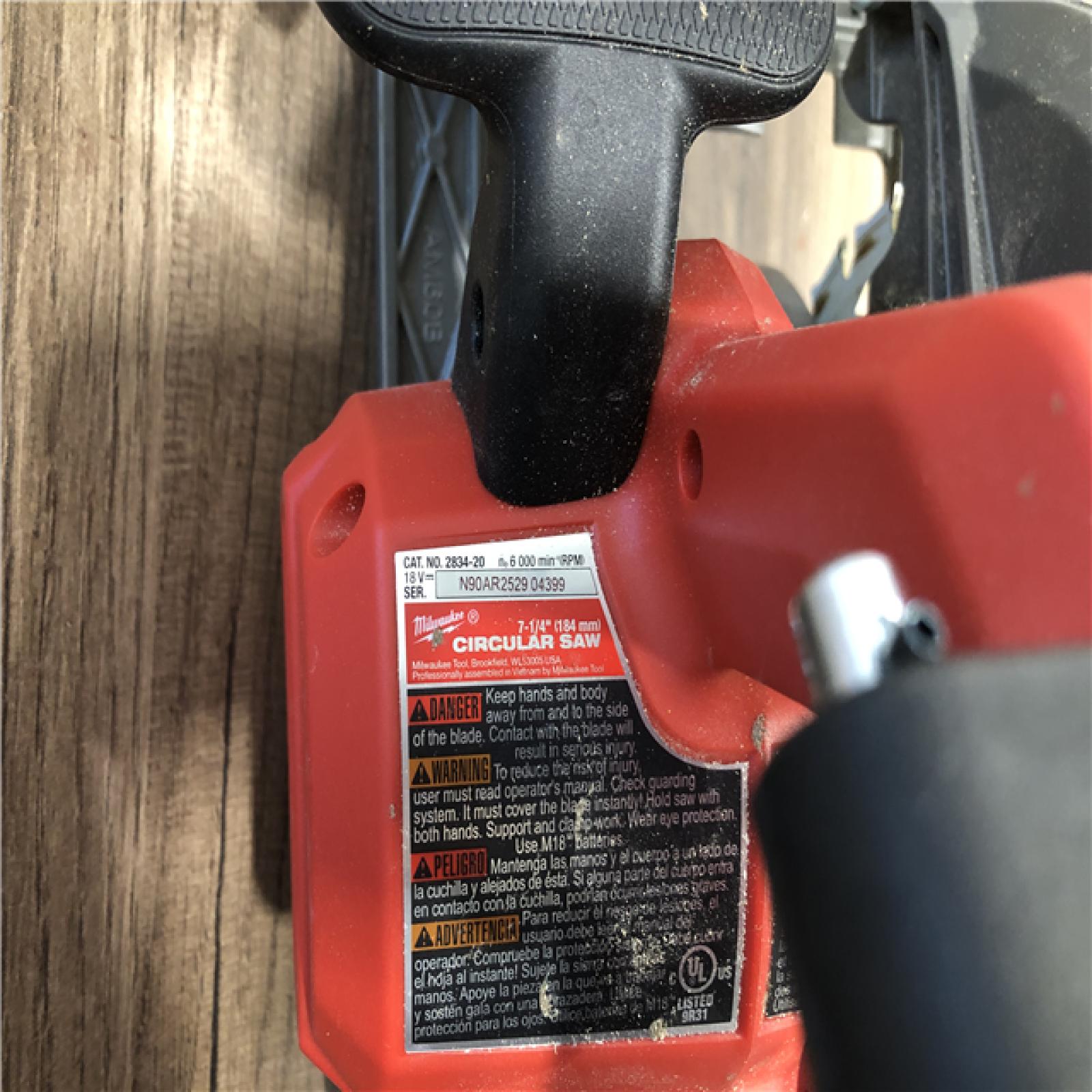 AS-IS Milwaukee  FUEL 18V Lithium-Ion Brushless Cordless 7-1/4 in. Circular Saw (Tool-Only)