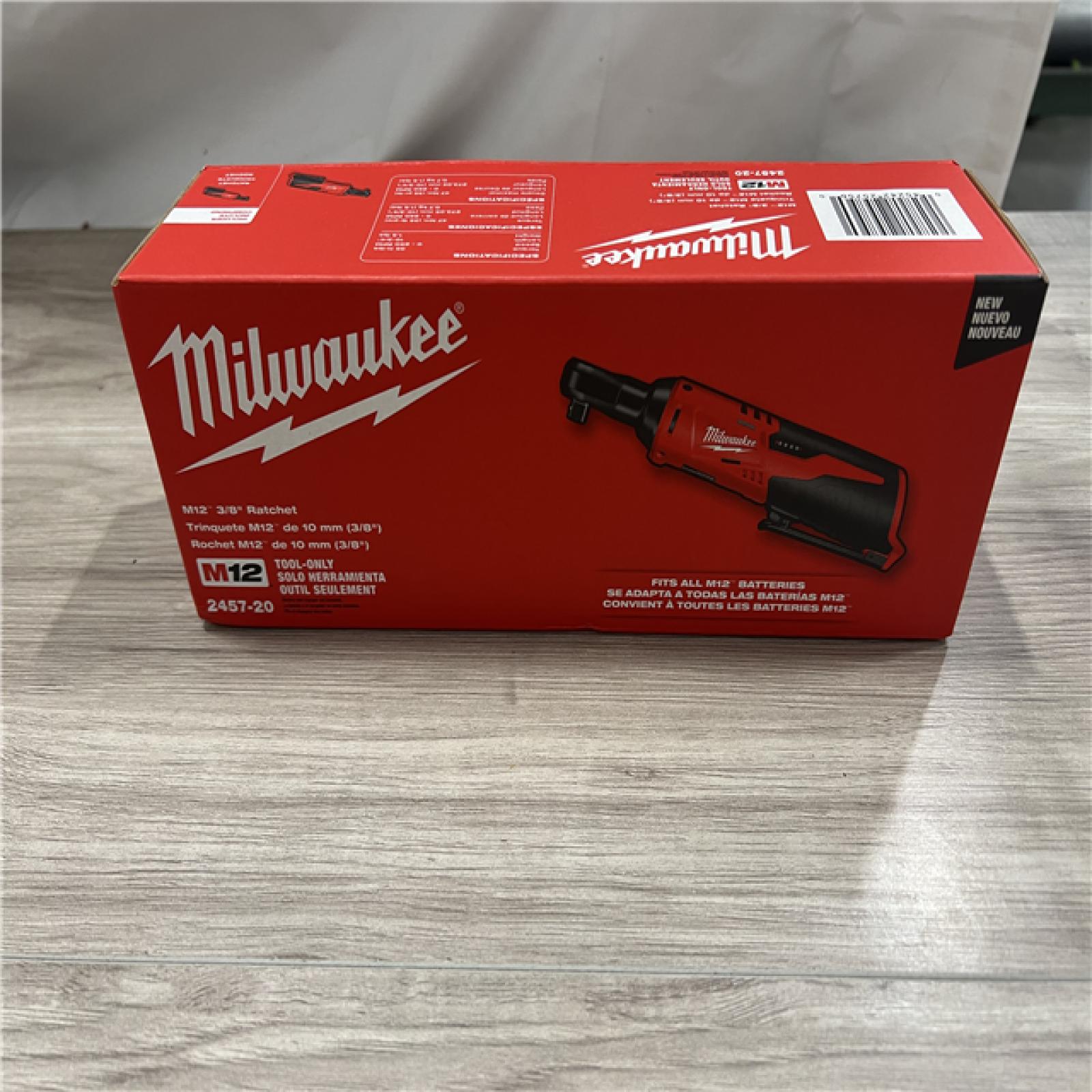 NEW Milwaukee 12V Lithium-Ion Cordless 3/8 in. Ratchet (Tool-Only)