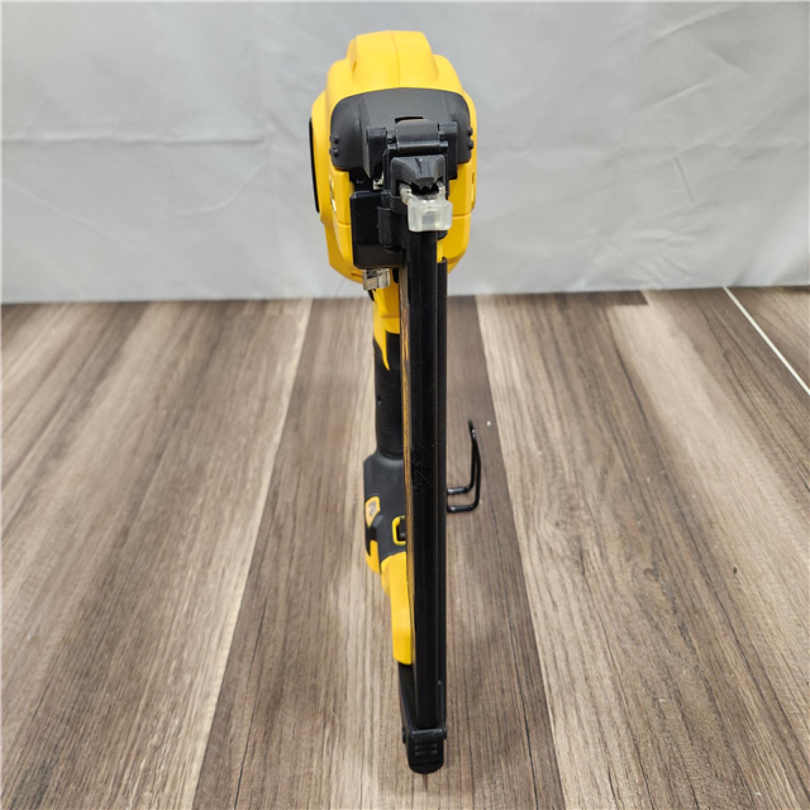 AS-IS DEWALT 20V MAX XR Lithium-Ion Electric Cordless 18-Gauge Brad Nailer (Tool Only)