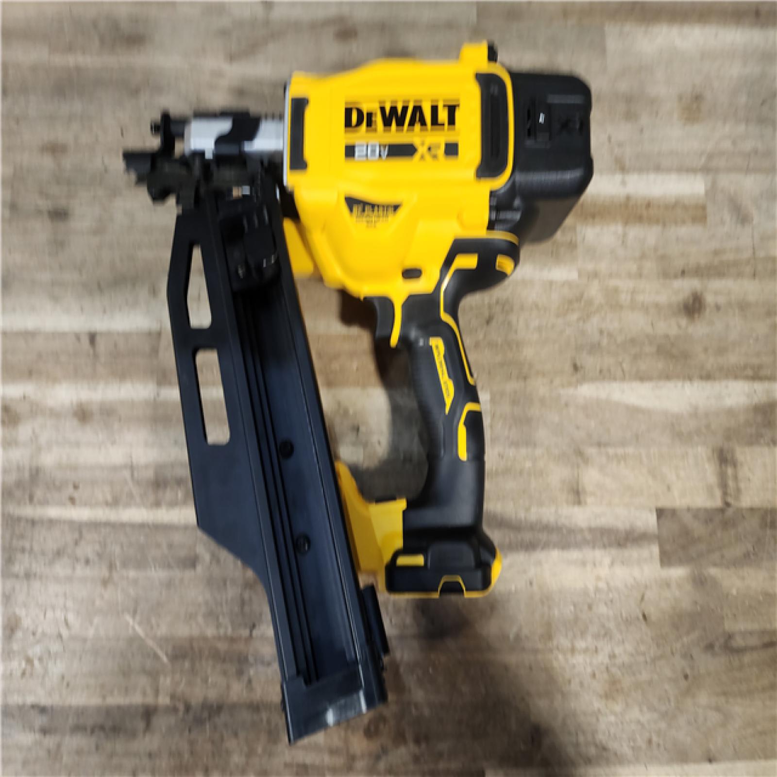 HOUSTON LOCATION - AS-IS DEWALT 20-Volt 21° Cordless Framing Nailer (Tool-Only)