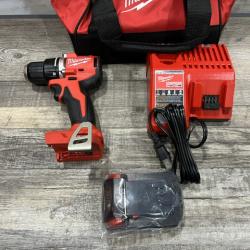 NEW - Milwaukee 18V Lithium-Ion Brushless Cordless 1/2 in. Compact Drill/Driver Kit