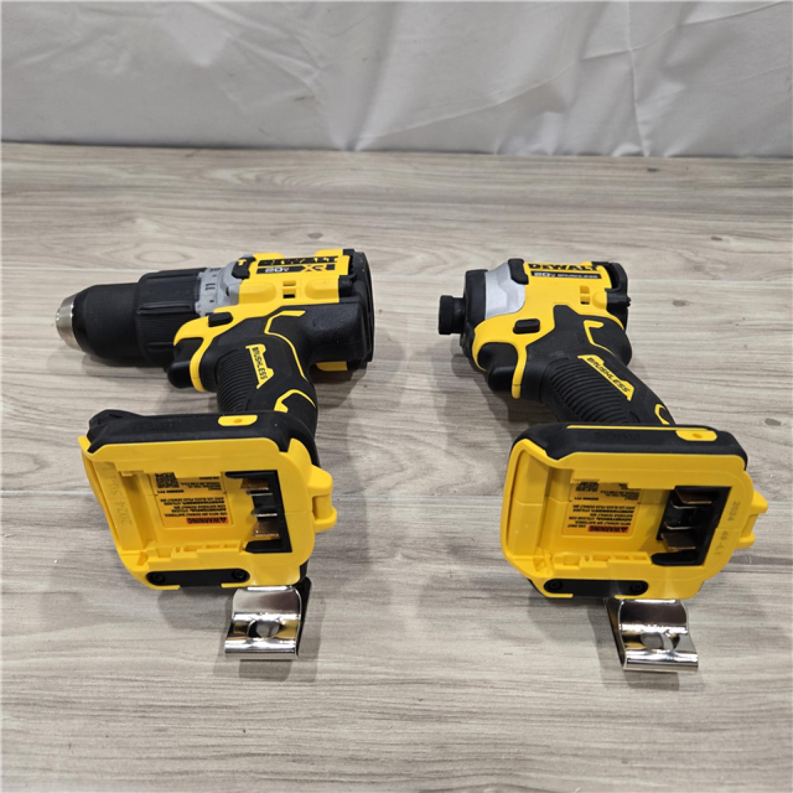 AS-IS DEWALT 20V MAX XR Hammer Drill/ Impact Driver Kit