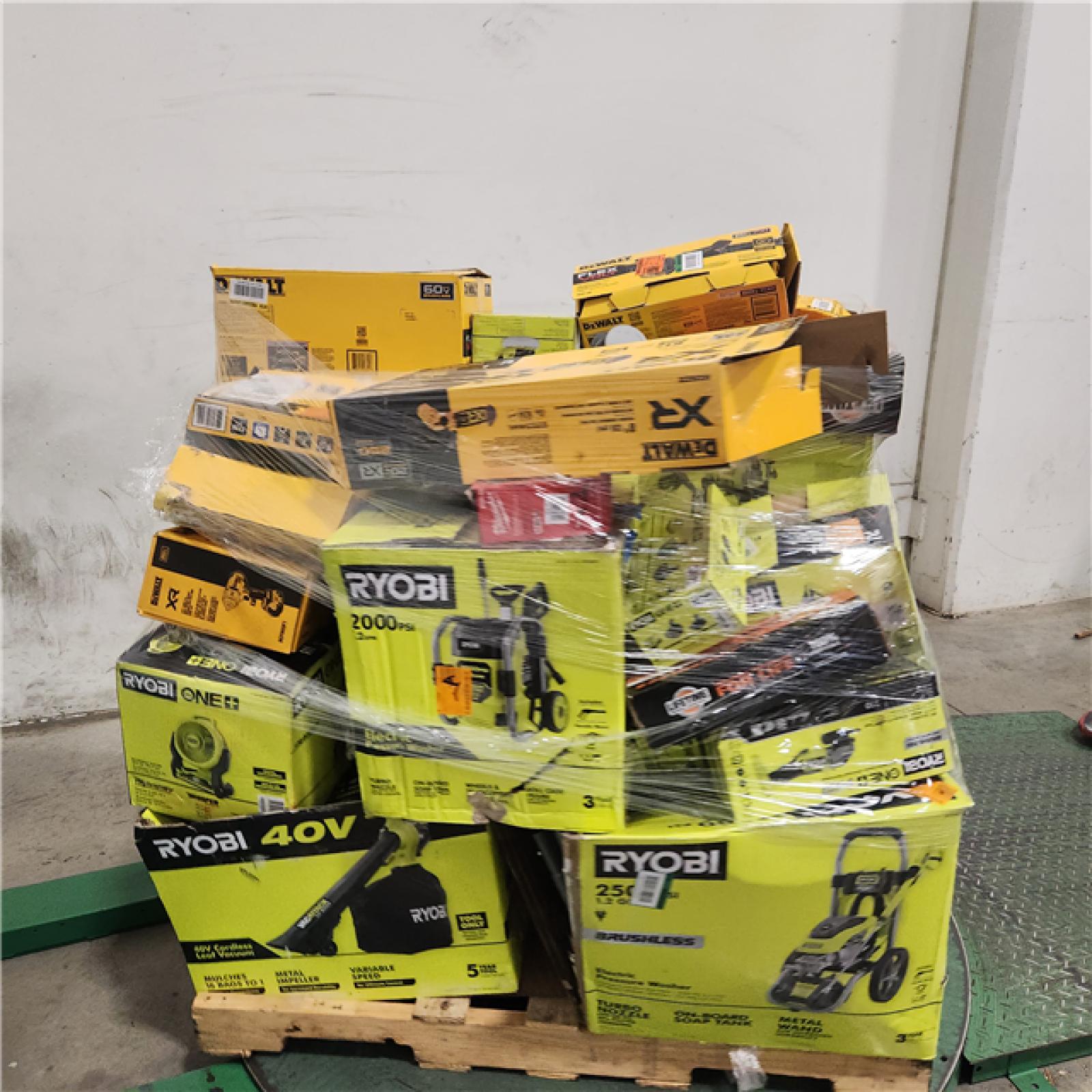 Dallas Location - As-Is Tool Pallet