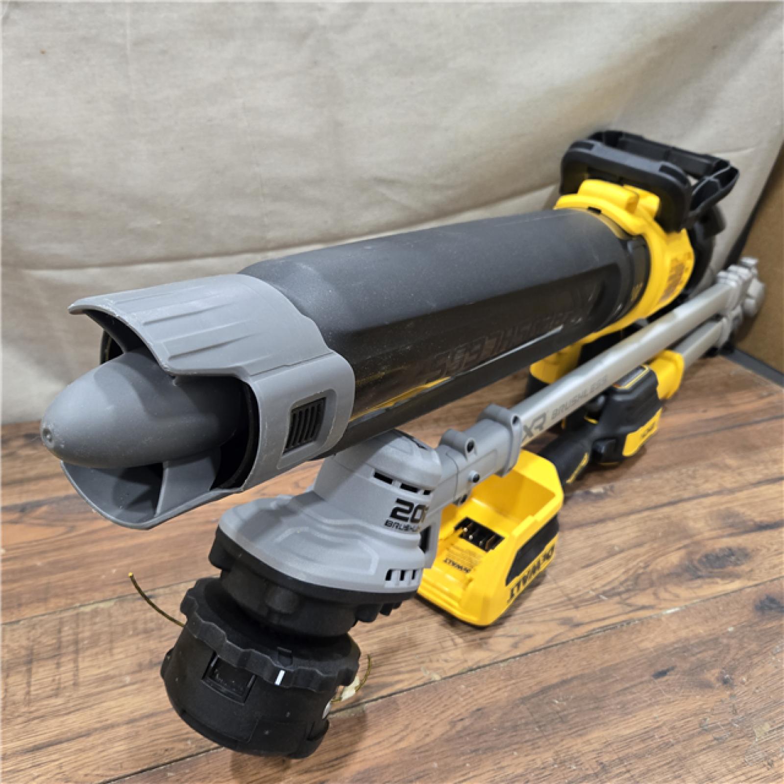AS-IS DEWALT 20V MAX Cordless Battery Powered String Trimmer & Blower Combo Kit with (1) 4 Ah Battery & Charger