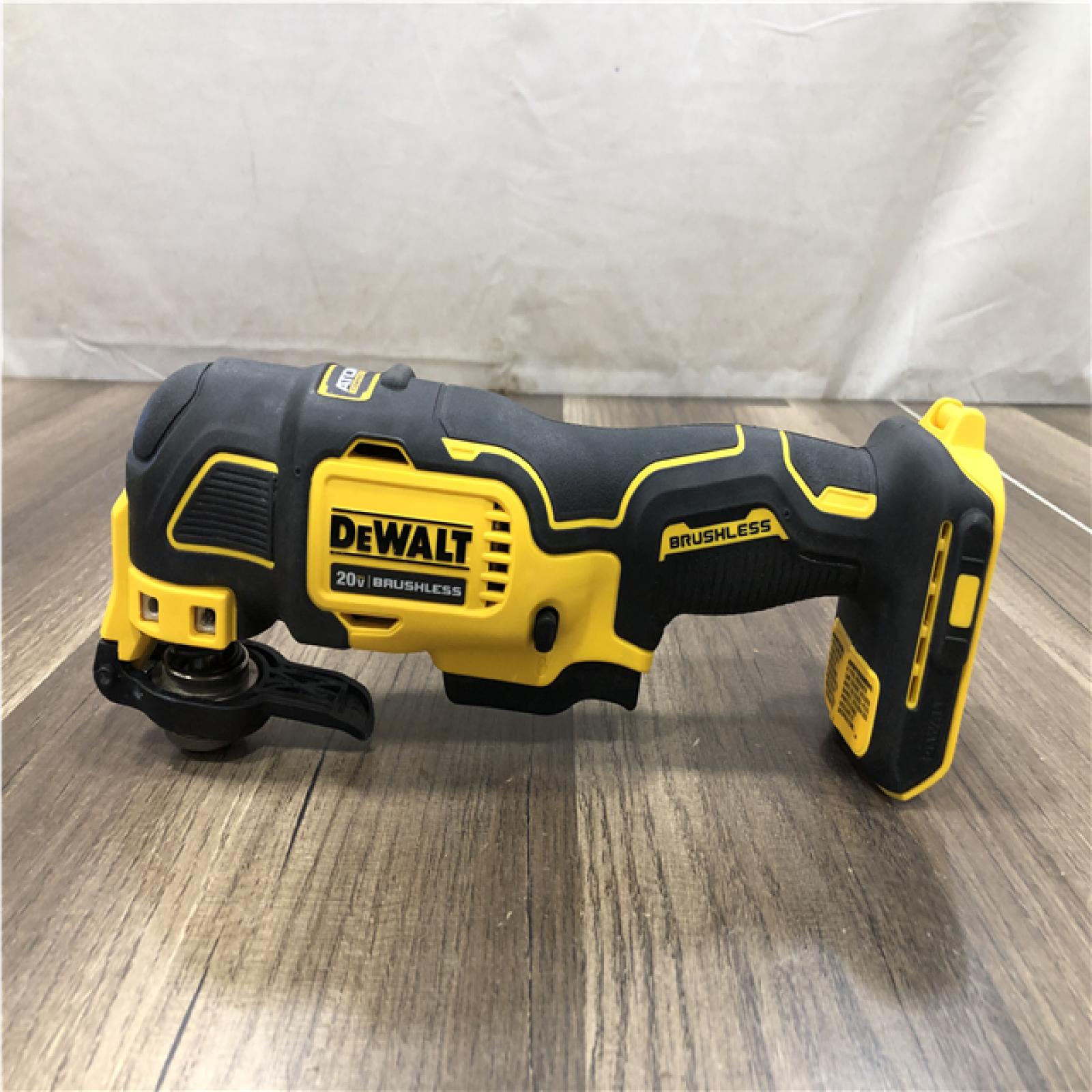 AS-IS DEWALT ATOMIC 20V MAX* Cordless Oscillating Multi Tool (Tool-Only)