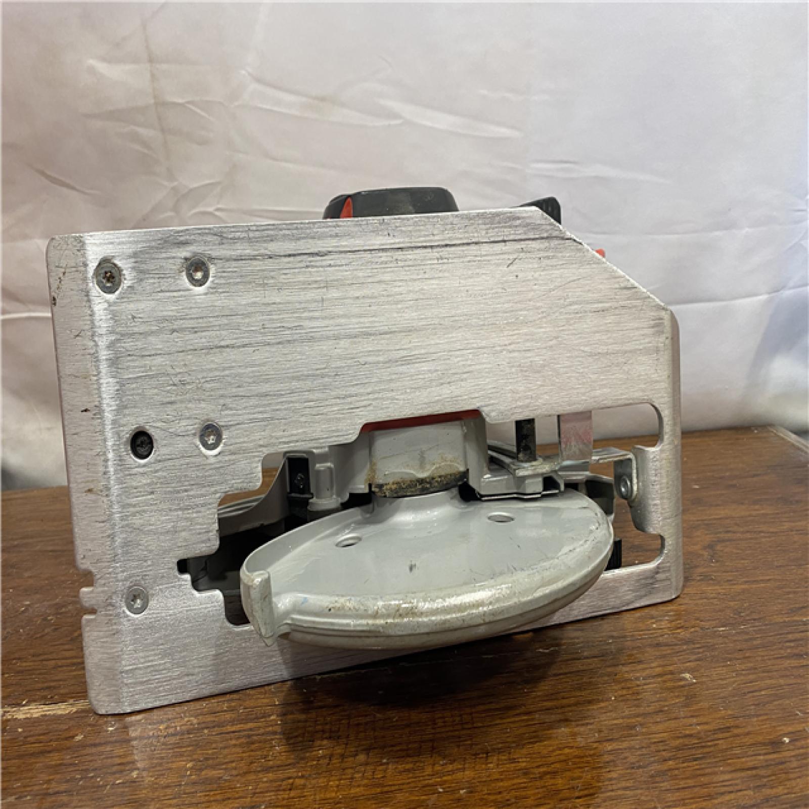 AS-IS Milwaukee Tools M18 FUEL 7-1/4 Circular Saw (Tool Only) 2834-20