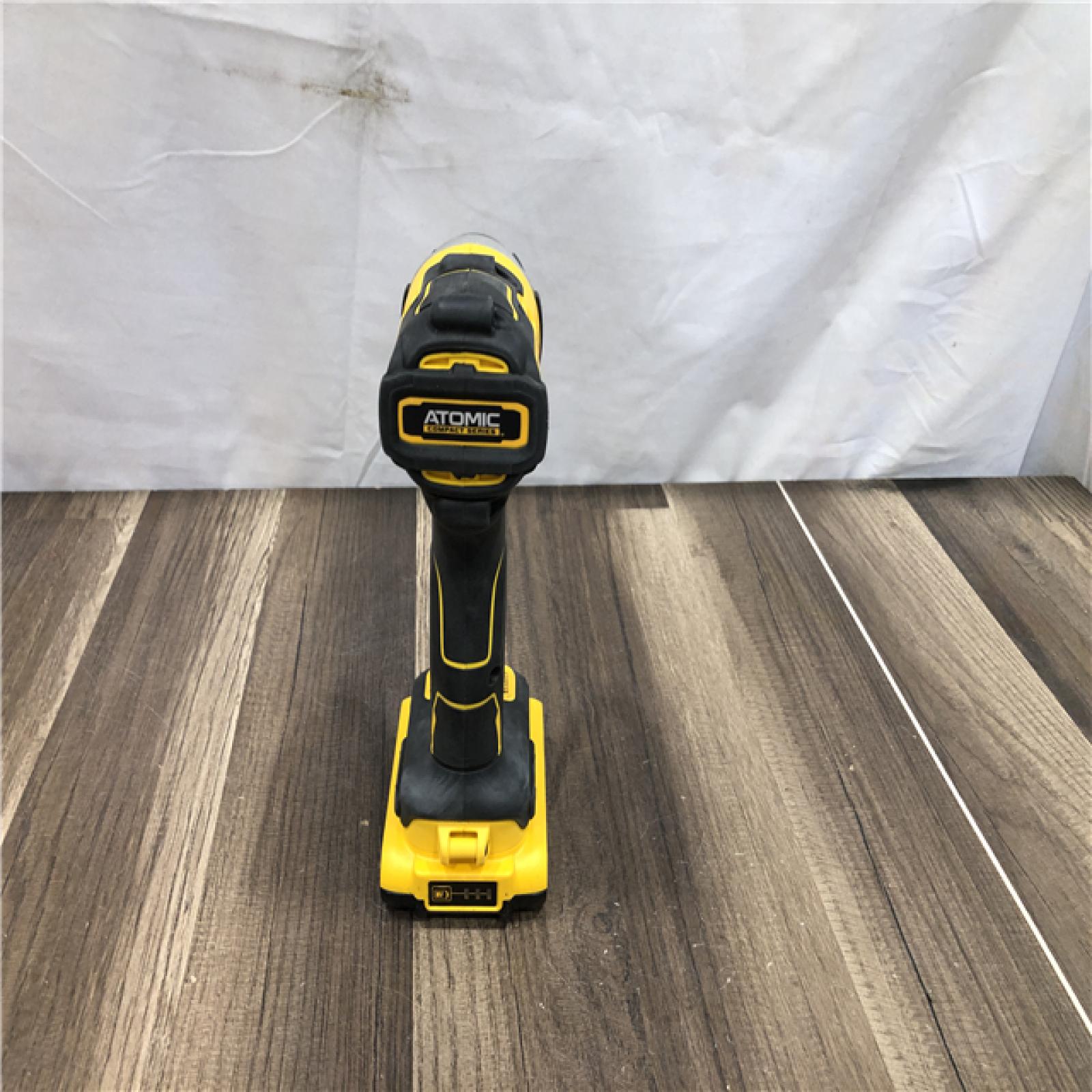 AS-IS DEWALT Atomic 20V Max Lithium-Ion Brushless Cordless Compact 1/4 in. Impact Driver Kit
