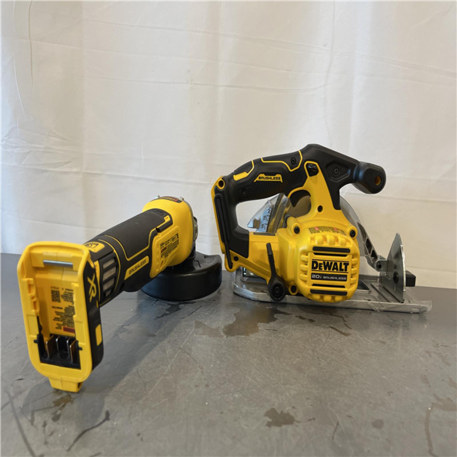 AS-IS - DEWALT 20-Volt MAX ToughSystem Lithium-Ion 6-Tool Cordless Combo Kit
