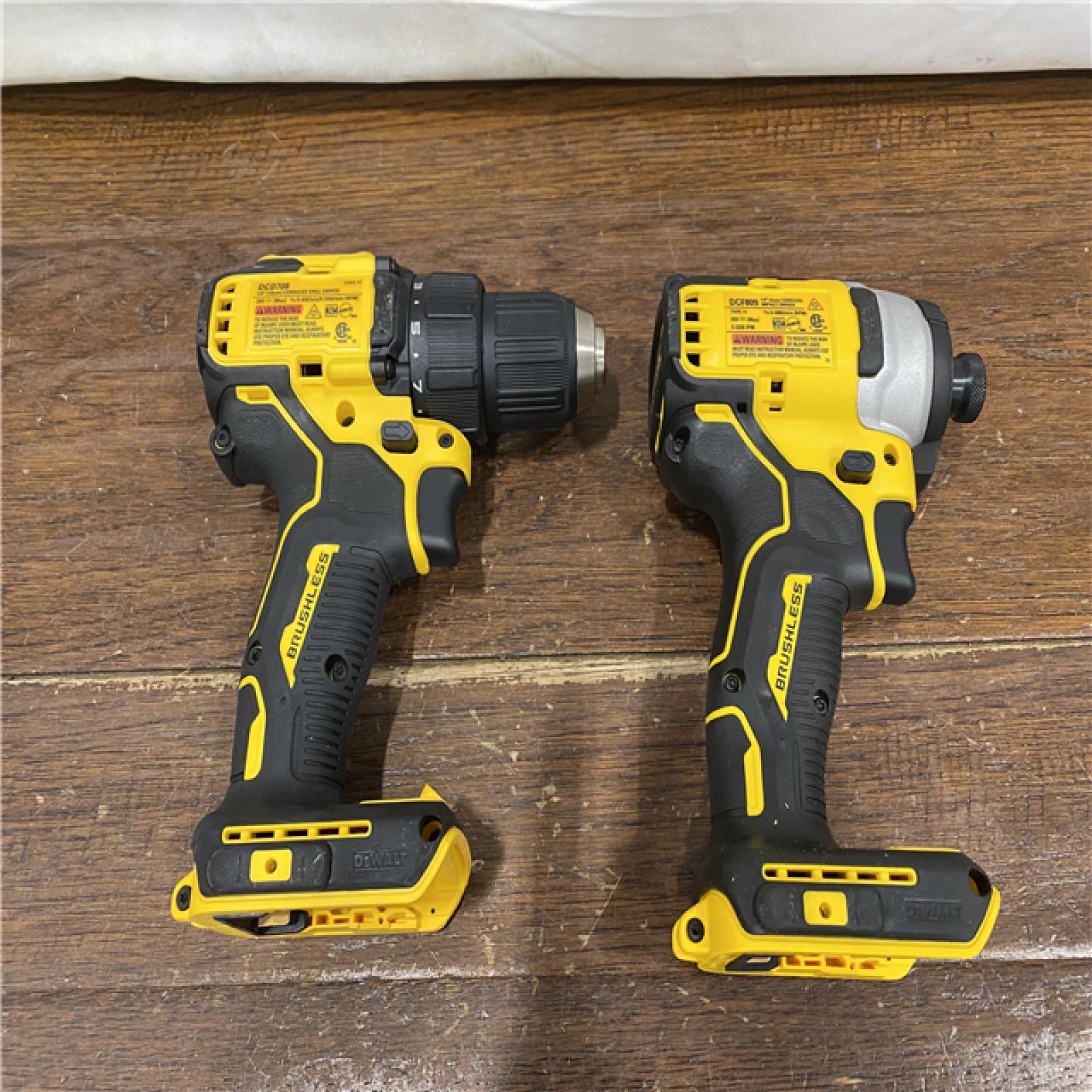 AS-IS DEWALT 20V MAX Brushless Cordless Drill/Impact Driver (2-Tool) Combo Kit