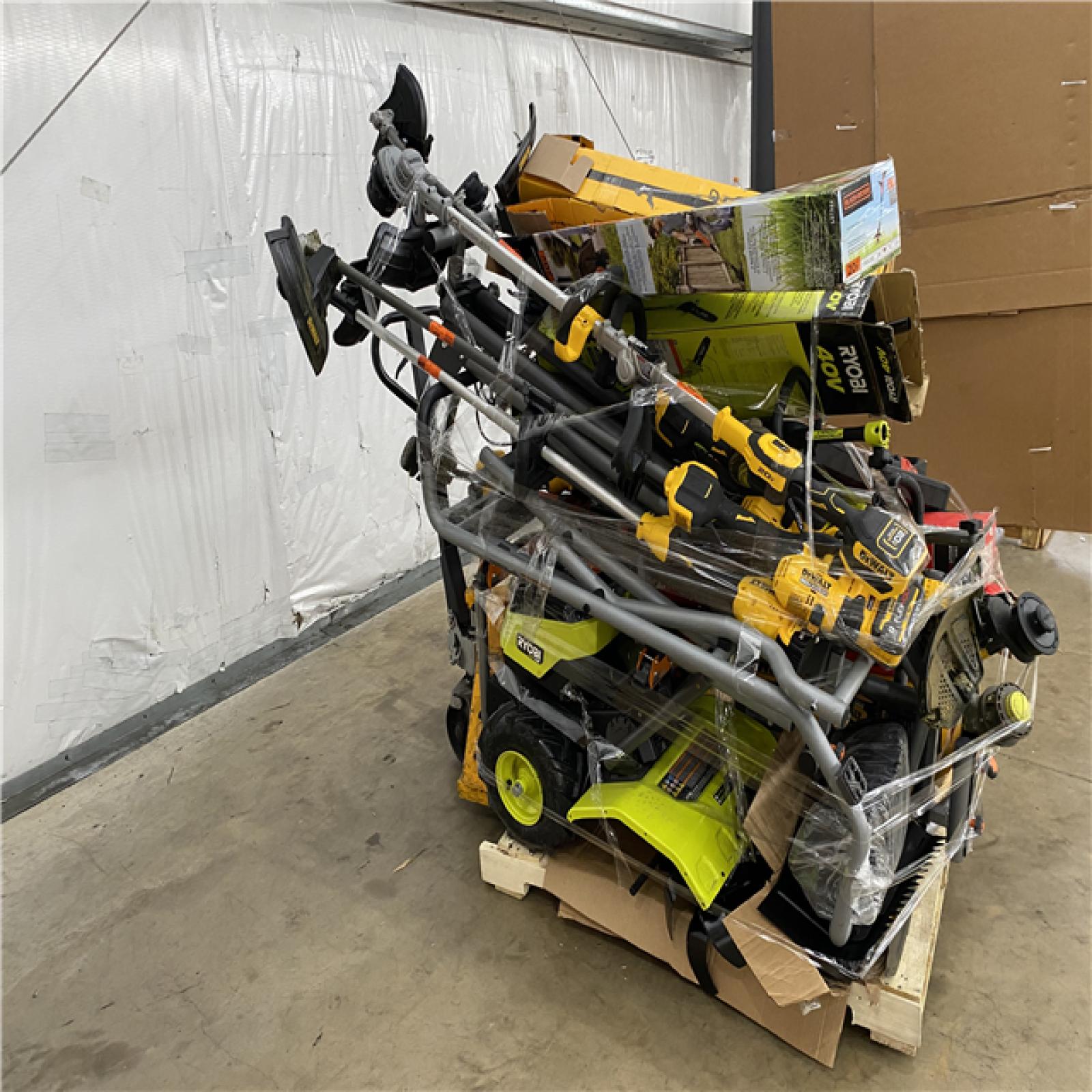 Houston Location AS IS - Tool Pallet