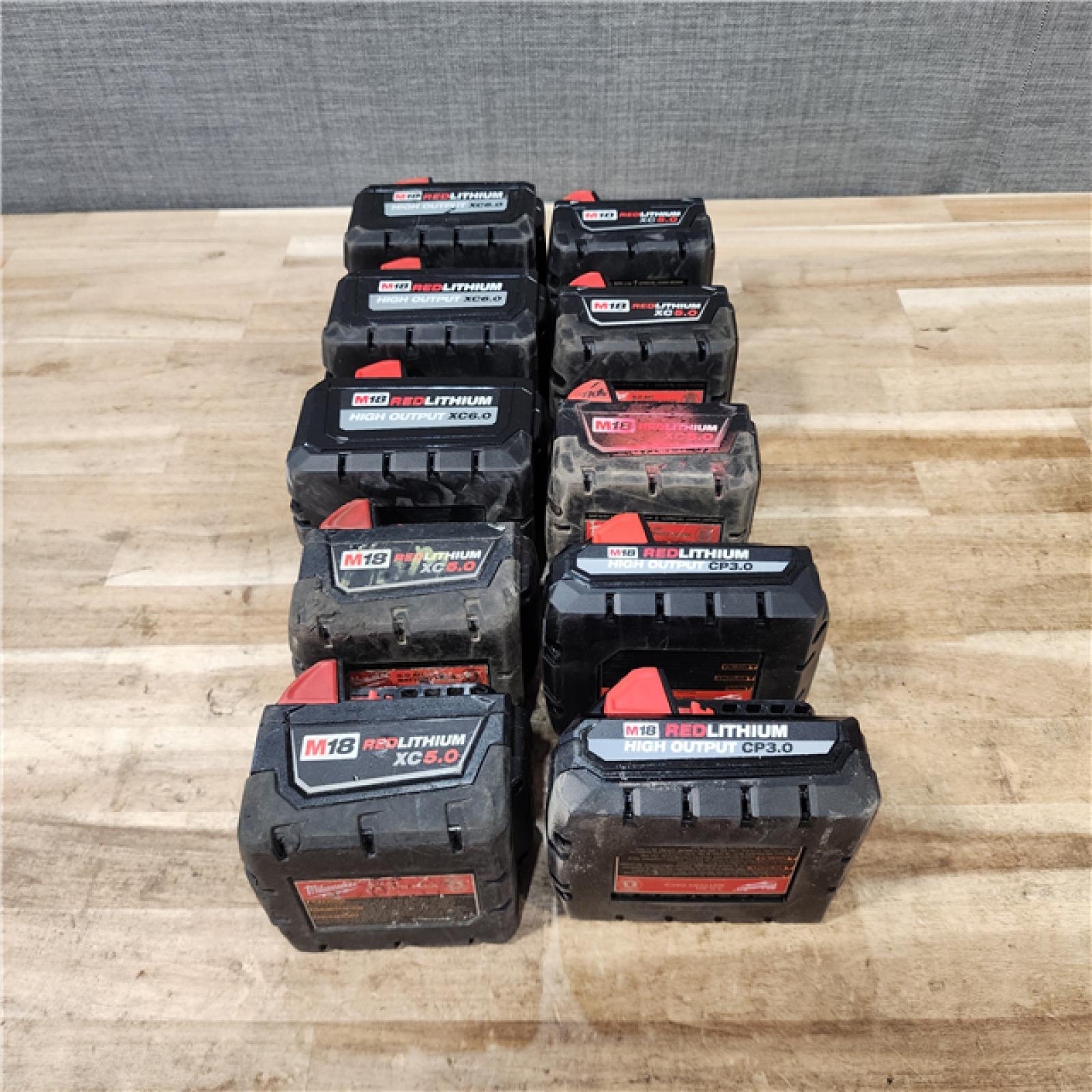 HOUSTON LOCATION - AS-IS MILWAUKEE BATTERY PACK QTY - 10