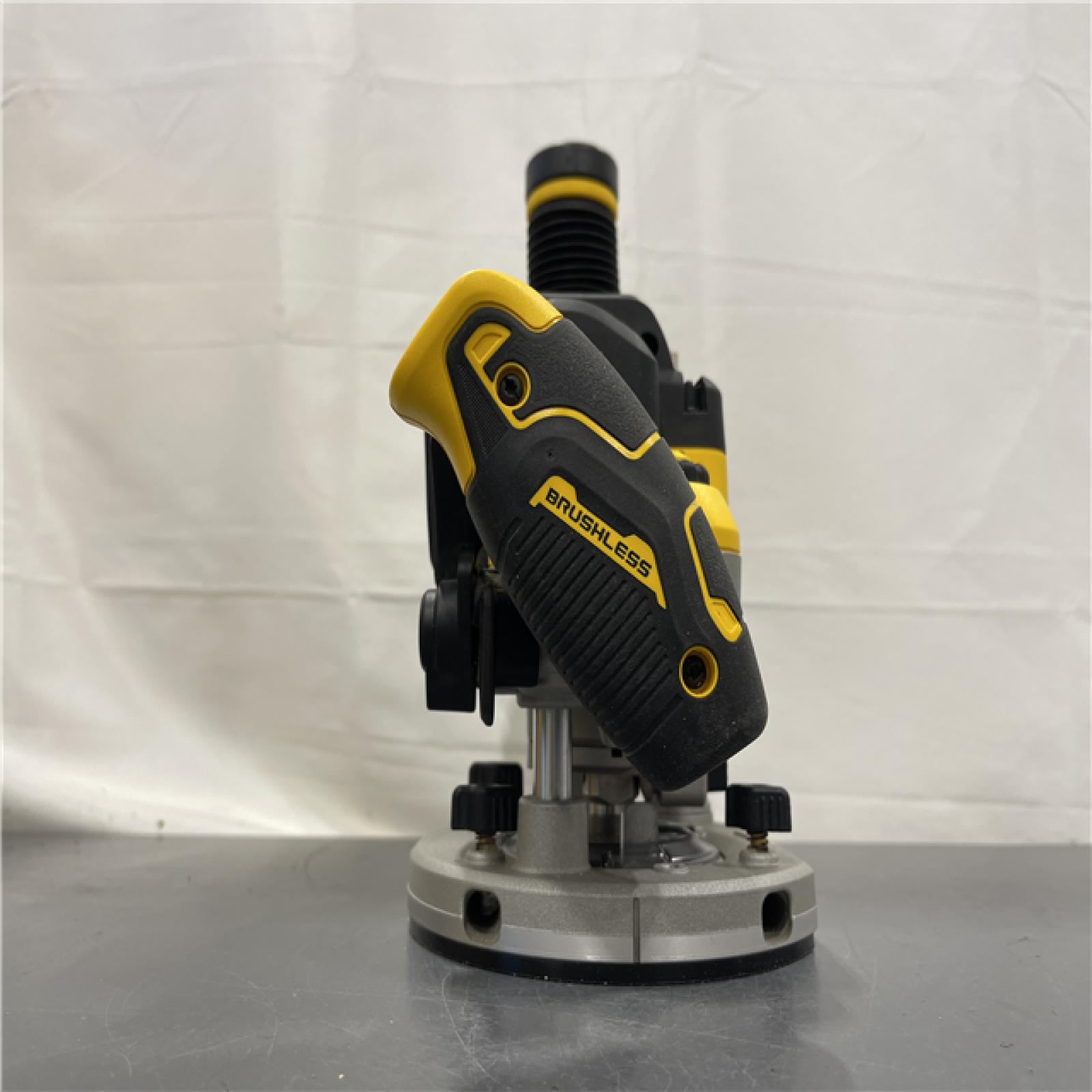 AS-IS - Dewalt 20V MAX XR 2-1/4 Peak HP Brushless Cordless Plunge Router (Tool Only)