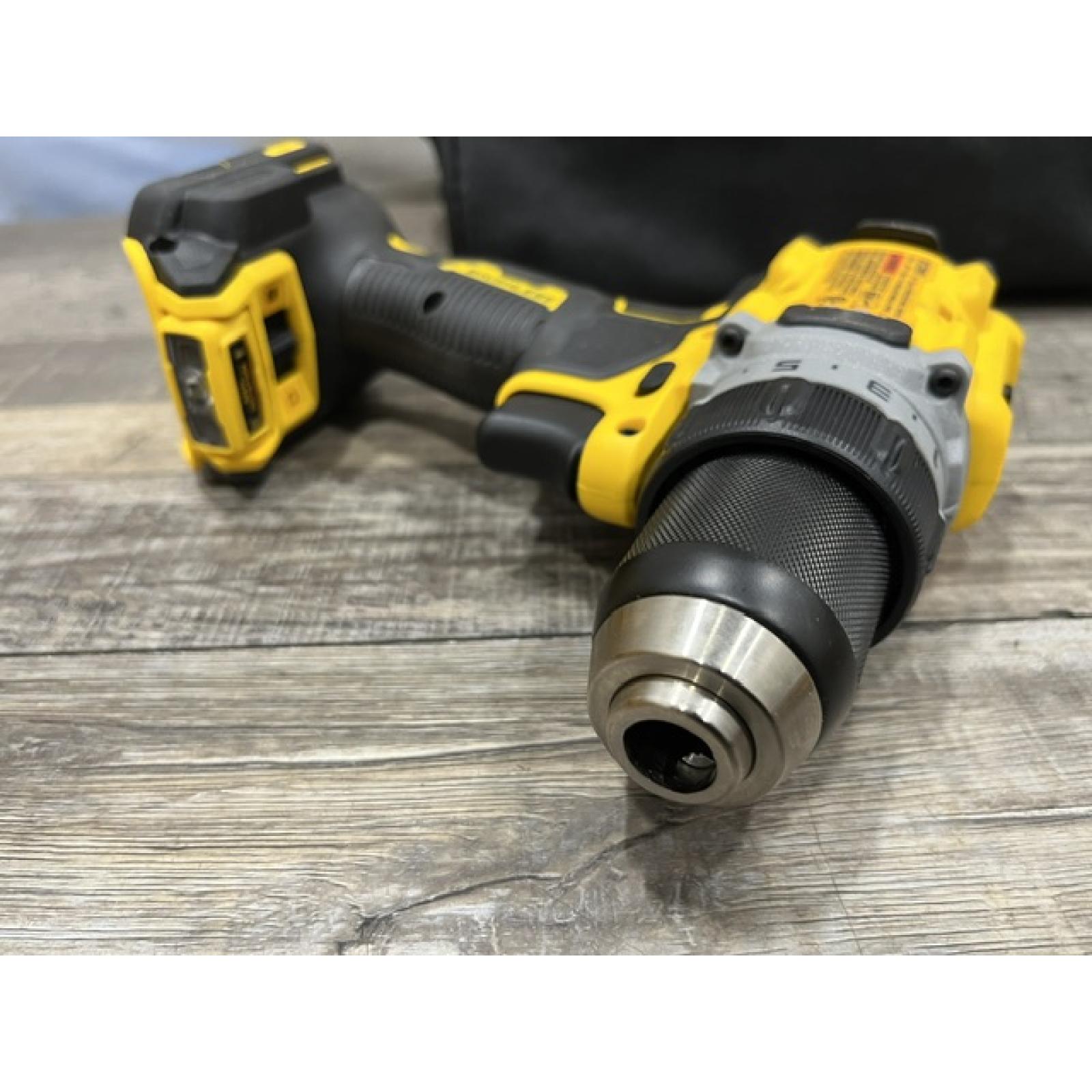 AS-IS DEWALT 20V XR Lithium-Ion Cordless Brushless 1/2 in. Drill/Driver Kit