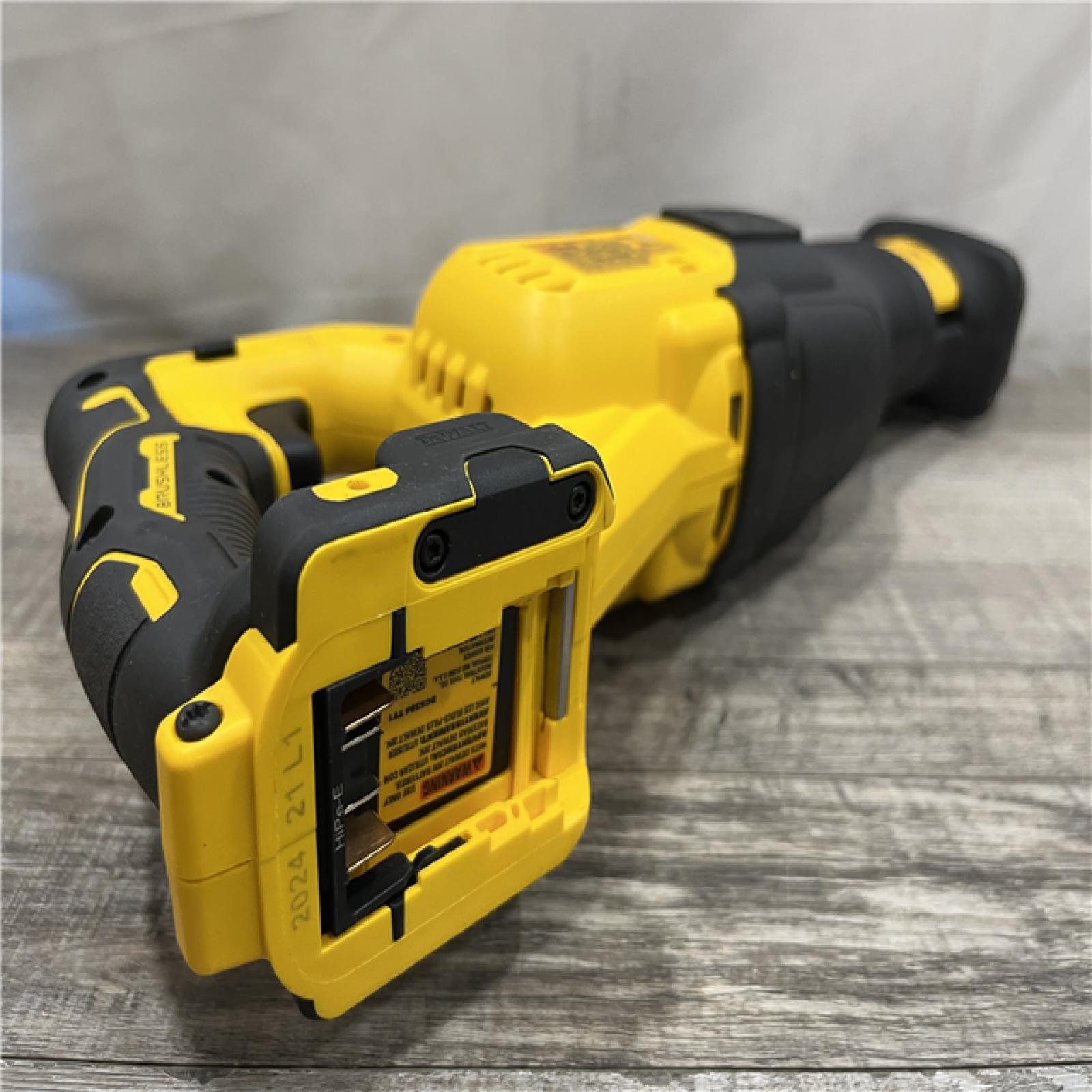 AS-IS DEWALT 20-Volt XR Cordless Reciprocating Saw (Tool Only)