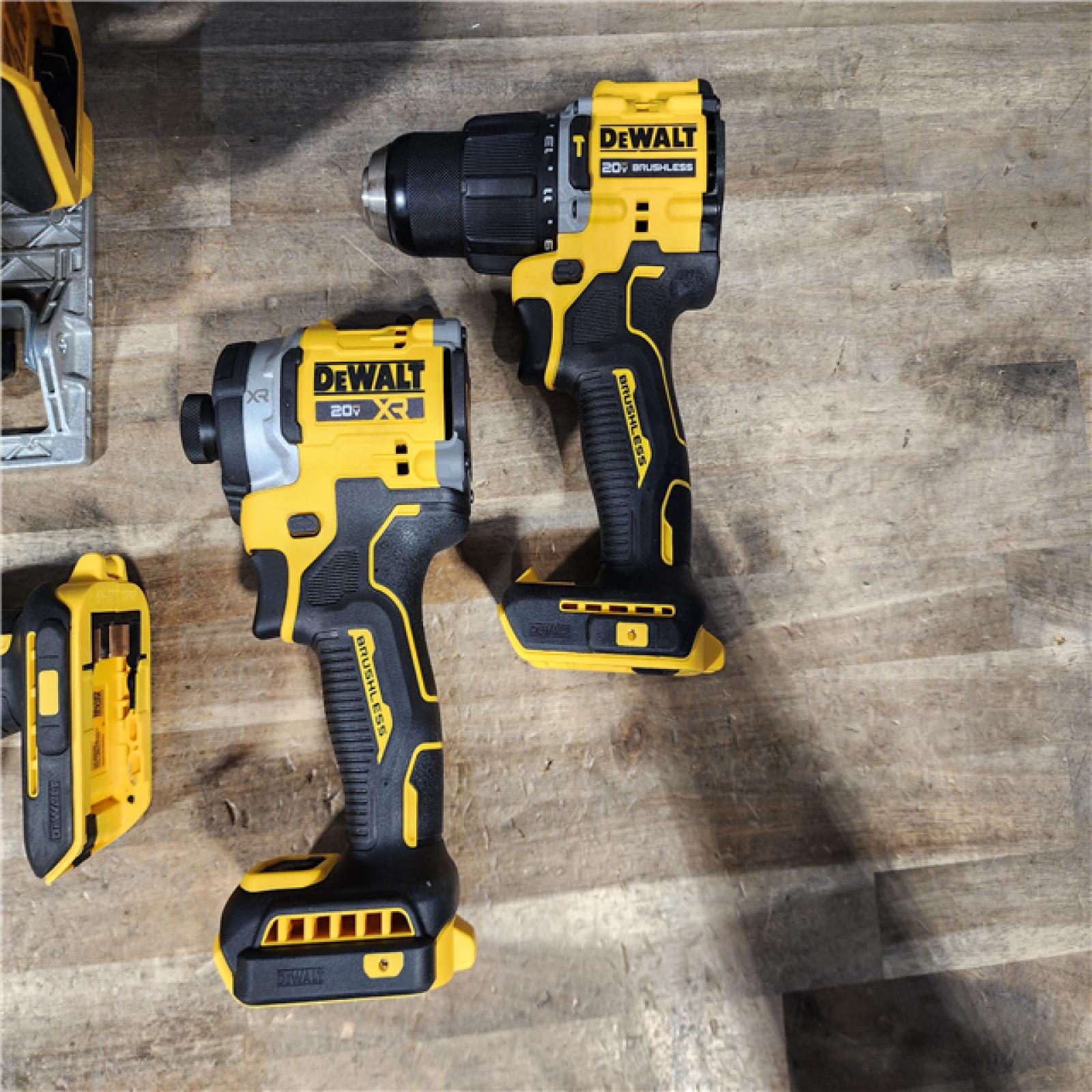 HOUSTON LOCATION - AS-IS DEWALT 4 TOOL COMBO KIT W/ (2) BATTERY & CHARGER